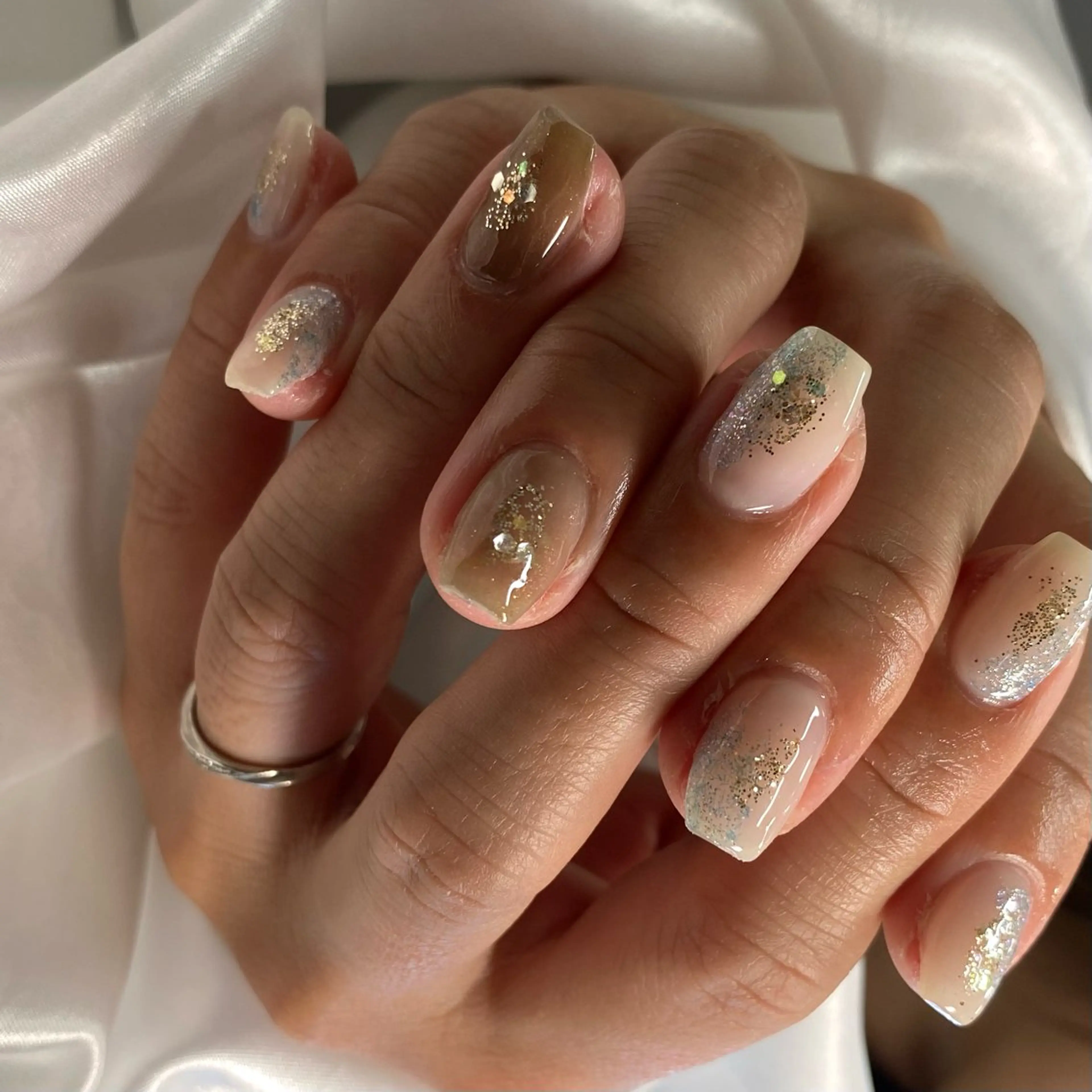 ネイル ハンドネイル デコパーツが得意♪ ネイル/眉毛/エステの眉毛・アイブロウイメージ