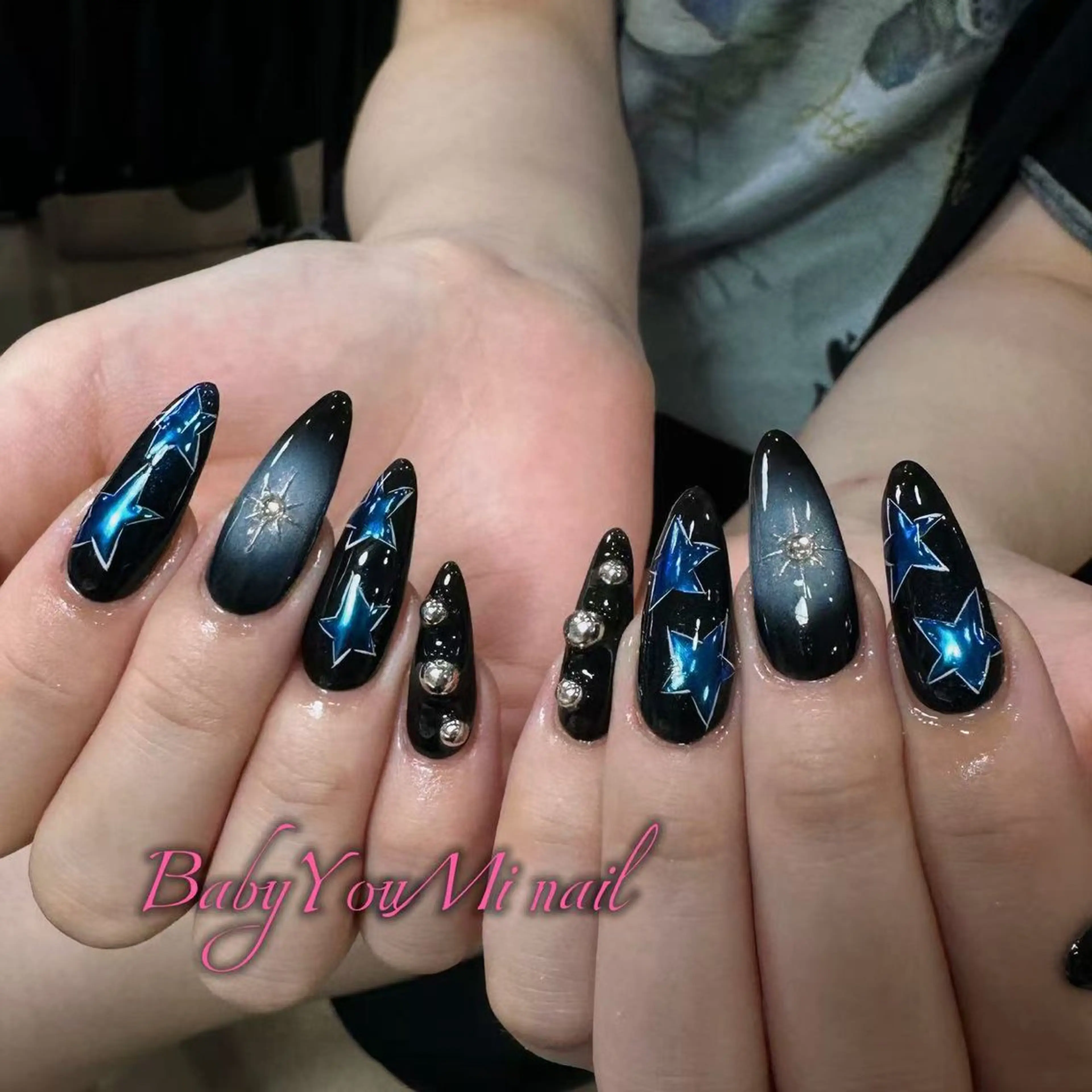 ネイル オーロラネイル フラワーネイル フットネイル フレンチネイル ジェルネイル ハンドネイル BabyYouMi ねねのネイルデザイン