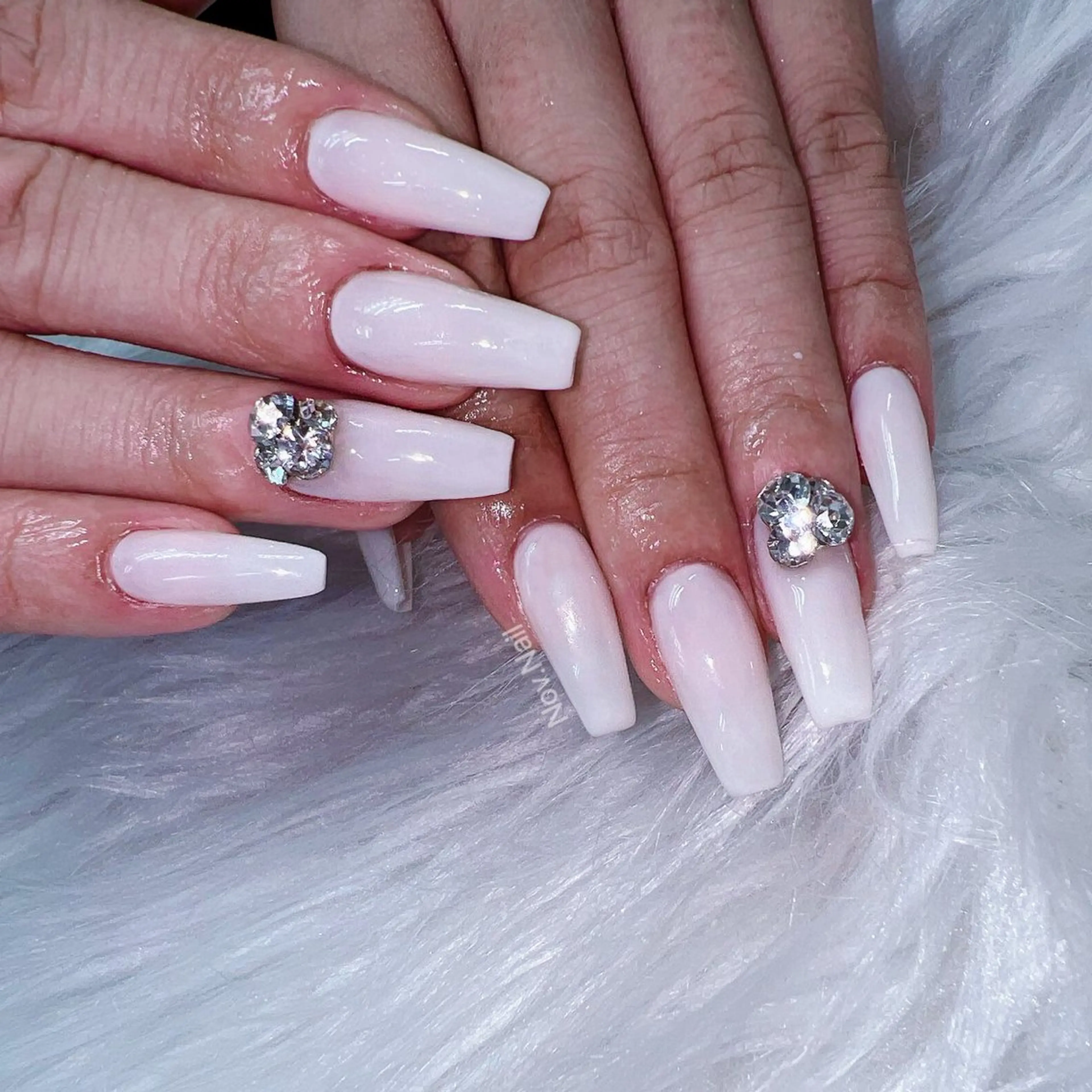 ネイル Nov. ネイルサロンのネイルデザイン