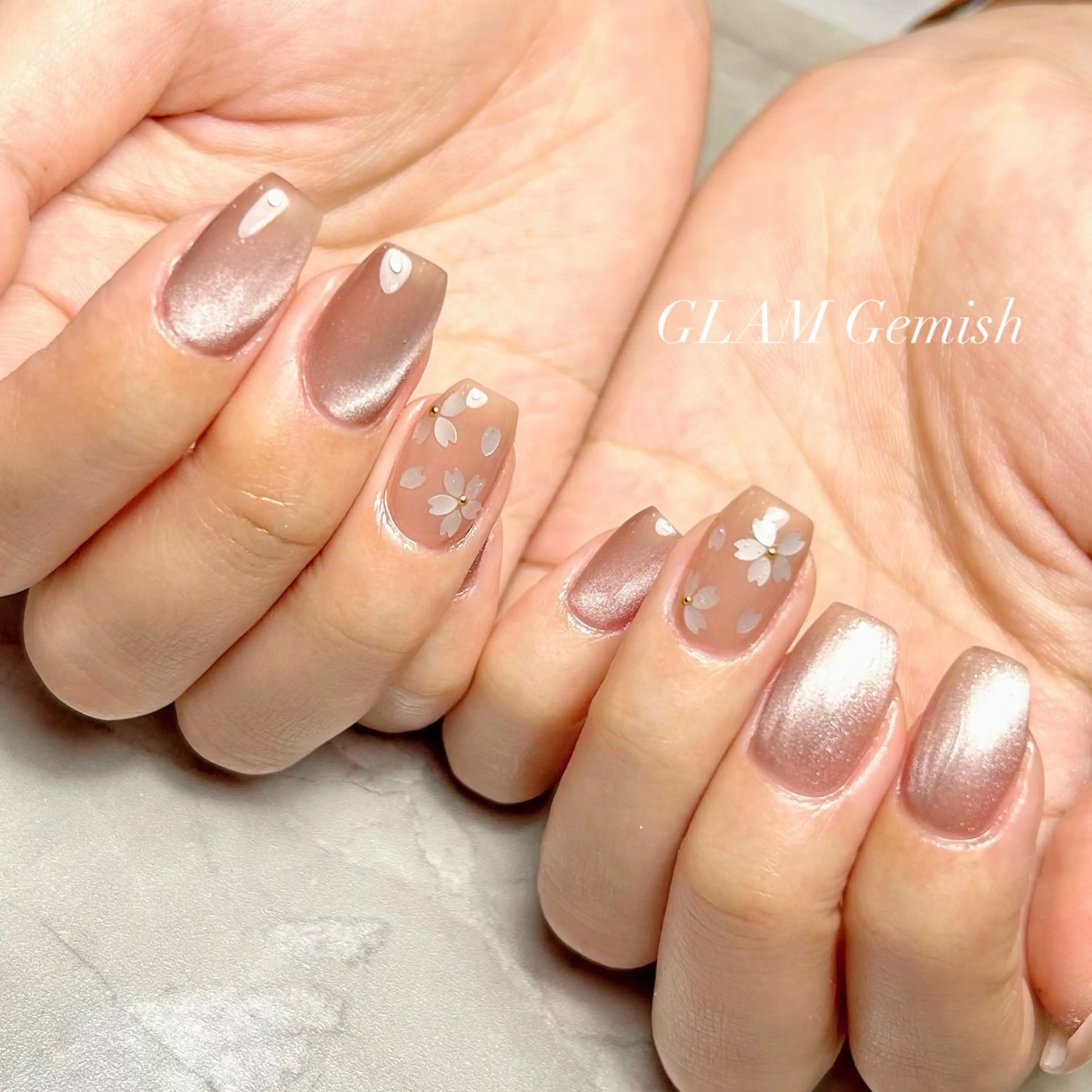 ネイル ハンドネイル 藤崎 恵梨香のネイルデザイン