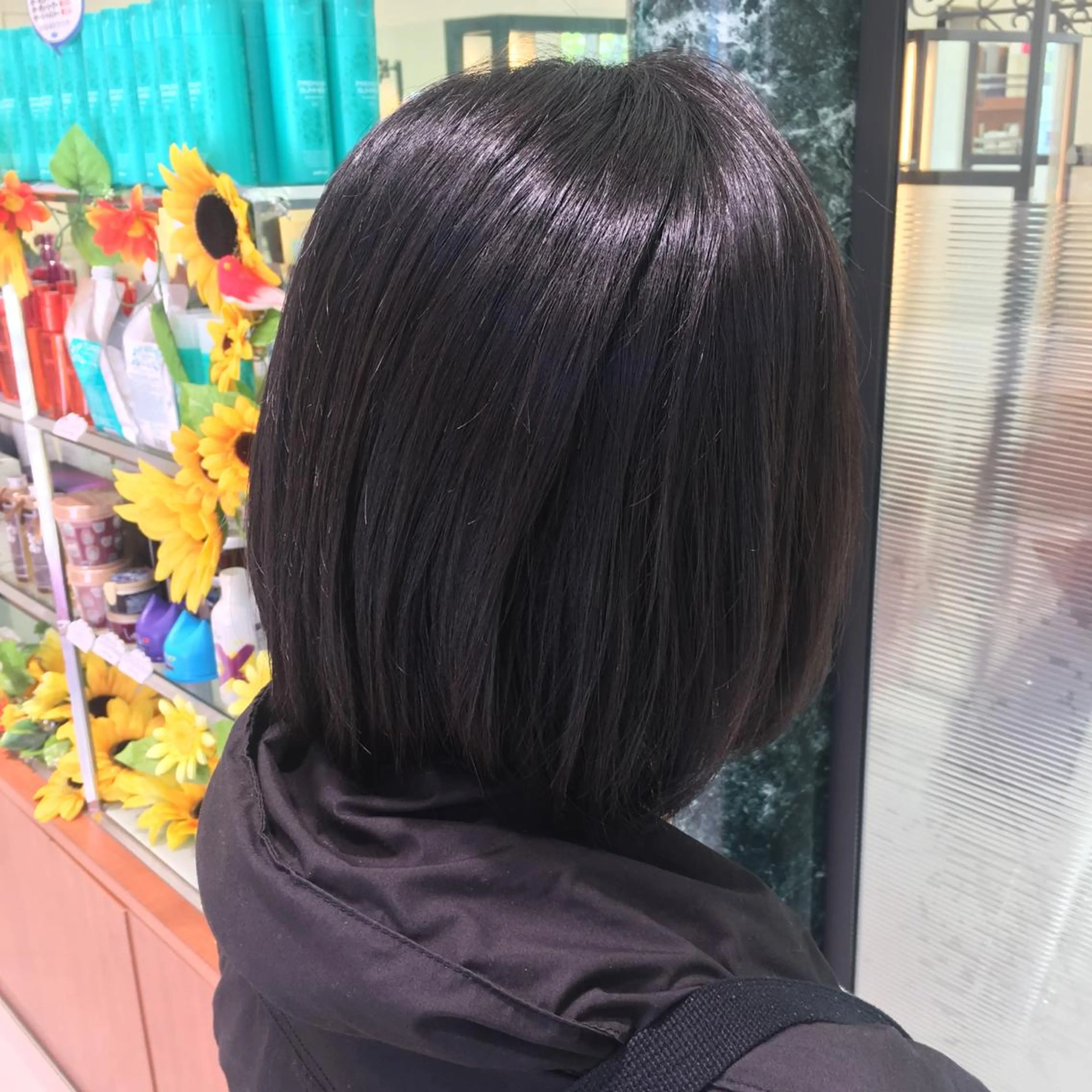 ショート パーマ 外国人風カラー 縮毛矯正 N° jillva ♦️川端裕司♦️のヘアスタイル