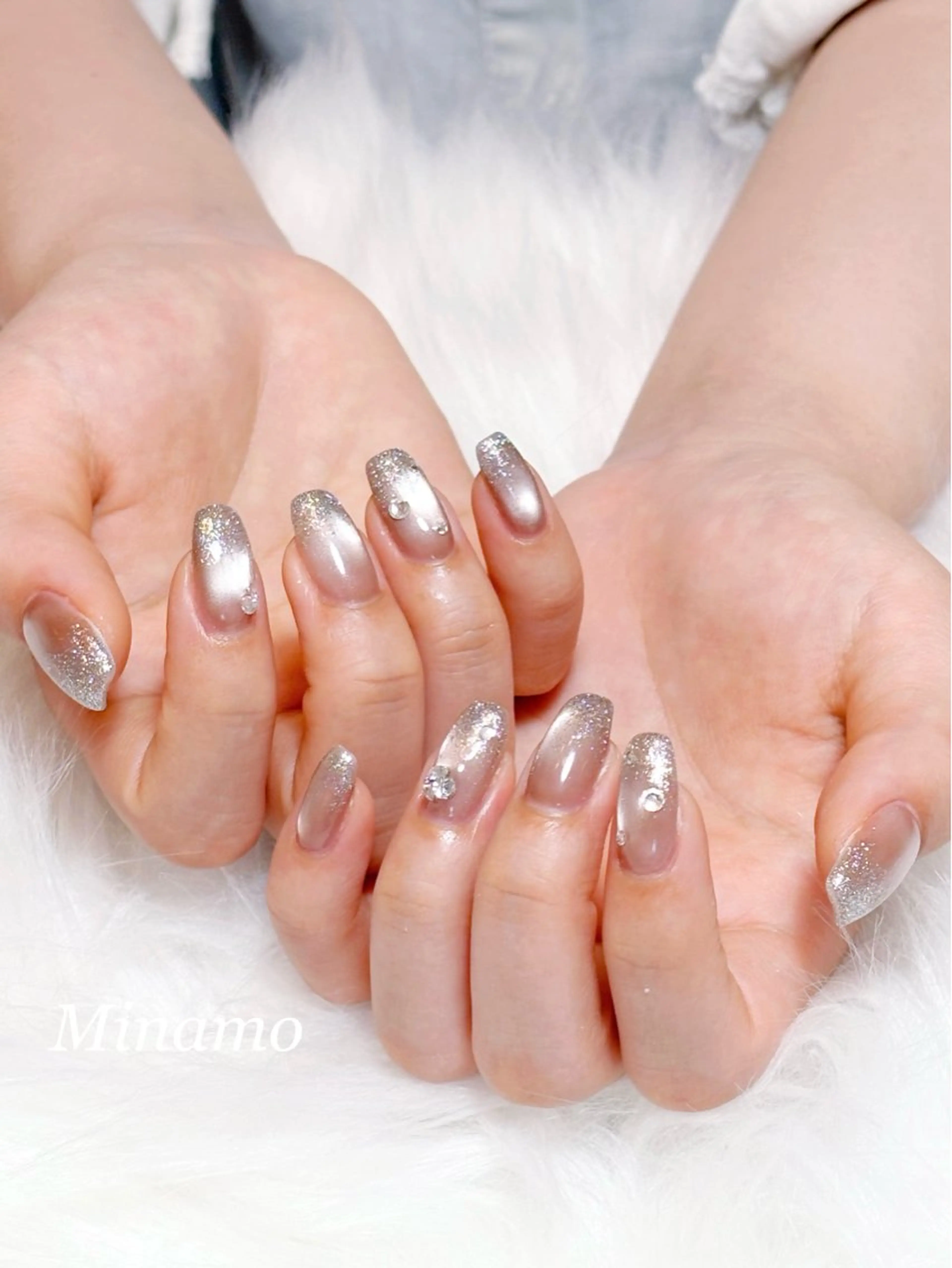 ネイル フラッシュネイル ラメ(グリッター) マグネットネイル ハンドネイル Minamo 🩵のネイルデザイン
