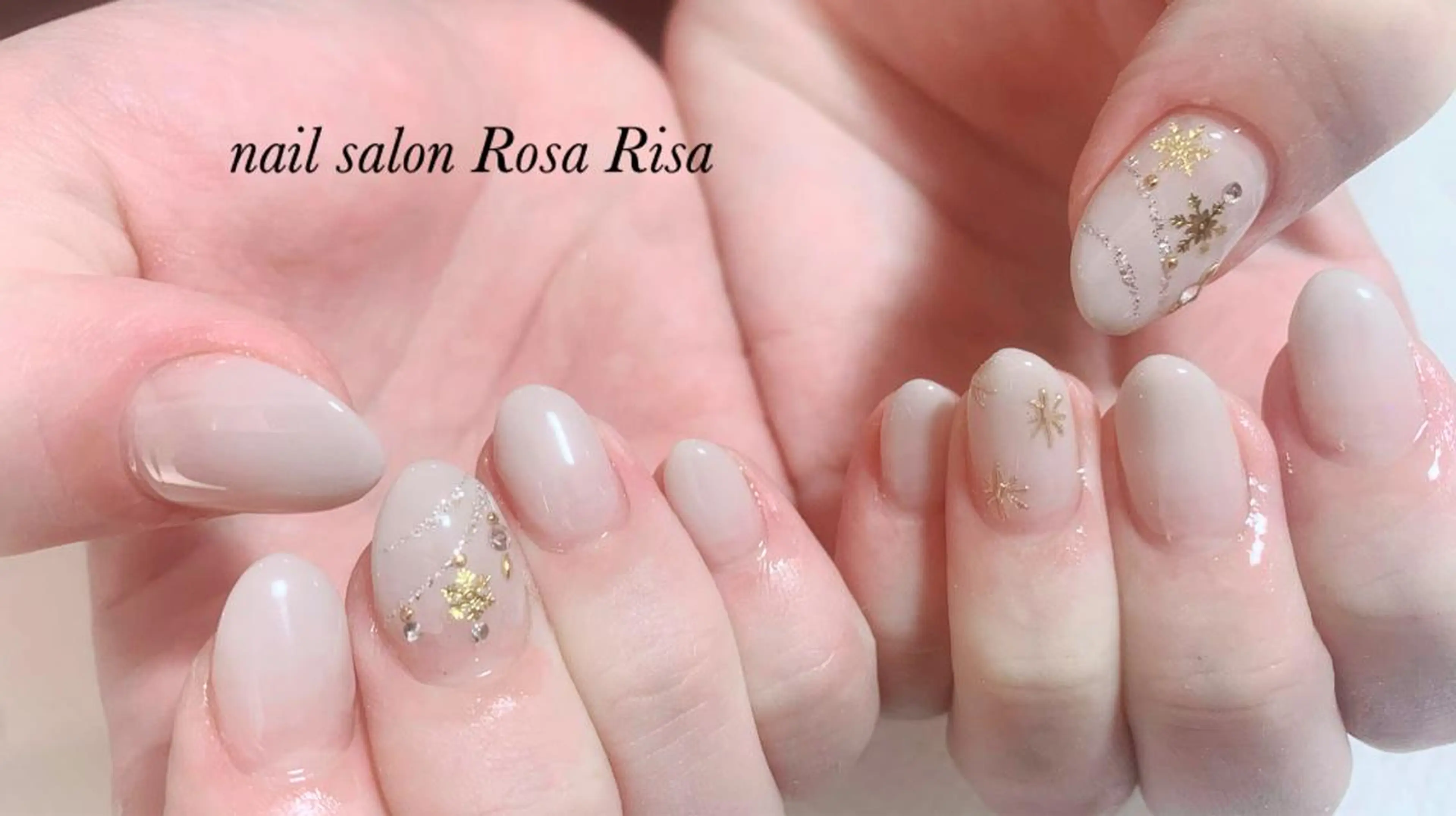 ミディアム ネイル ハンドネイル ネイルスタジオ シェイクユアハンズのネイルデザイン