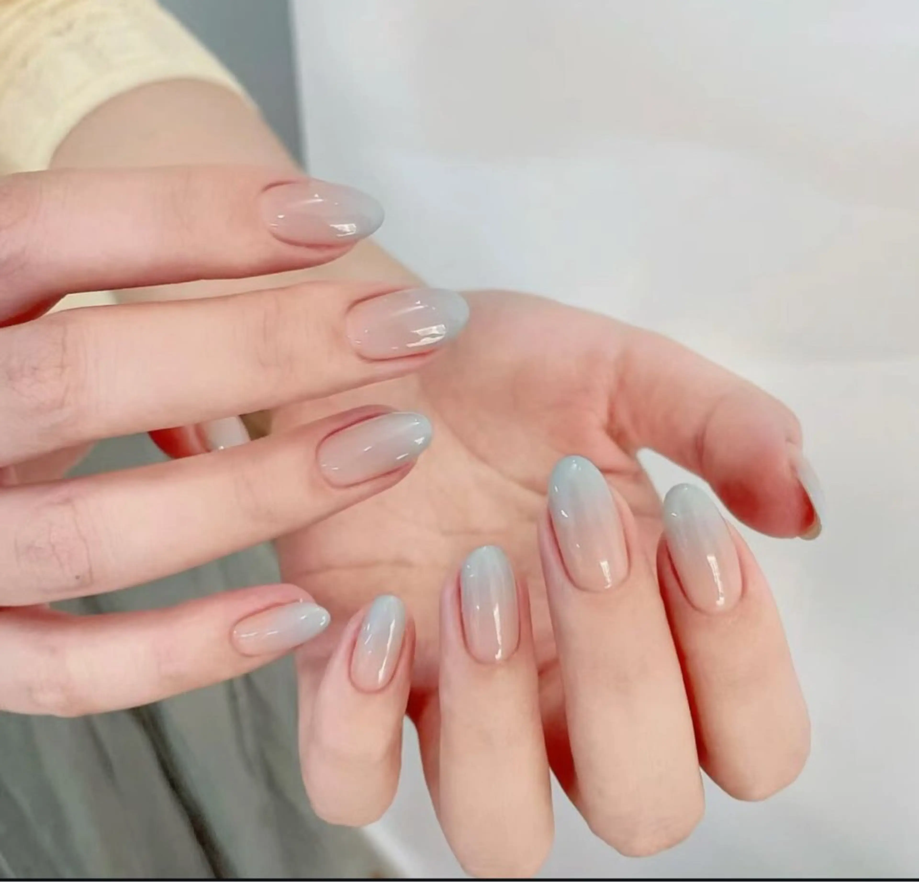 🌈カラーグランデション　¥6000→¥5690  ✨小さいストーン両手2本まで無料の写真