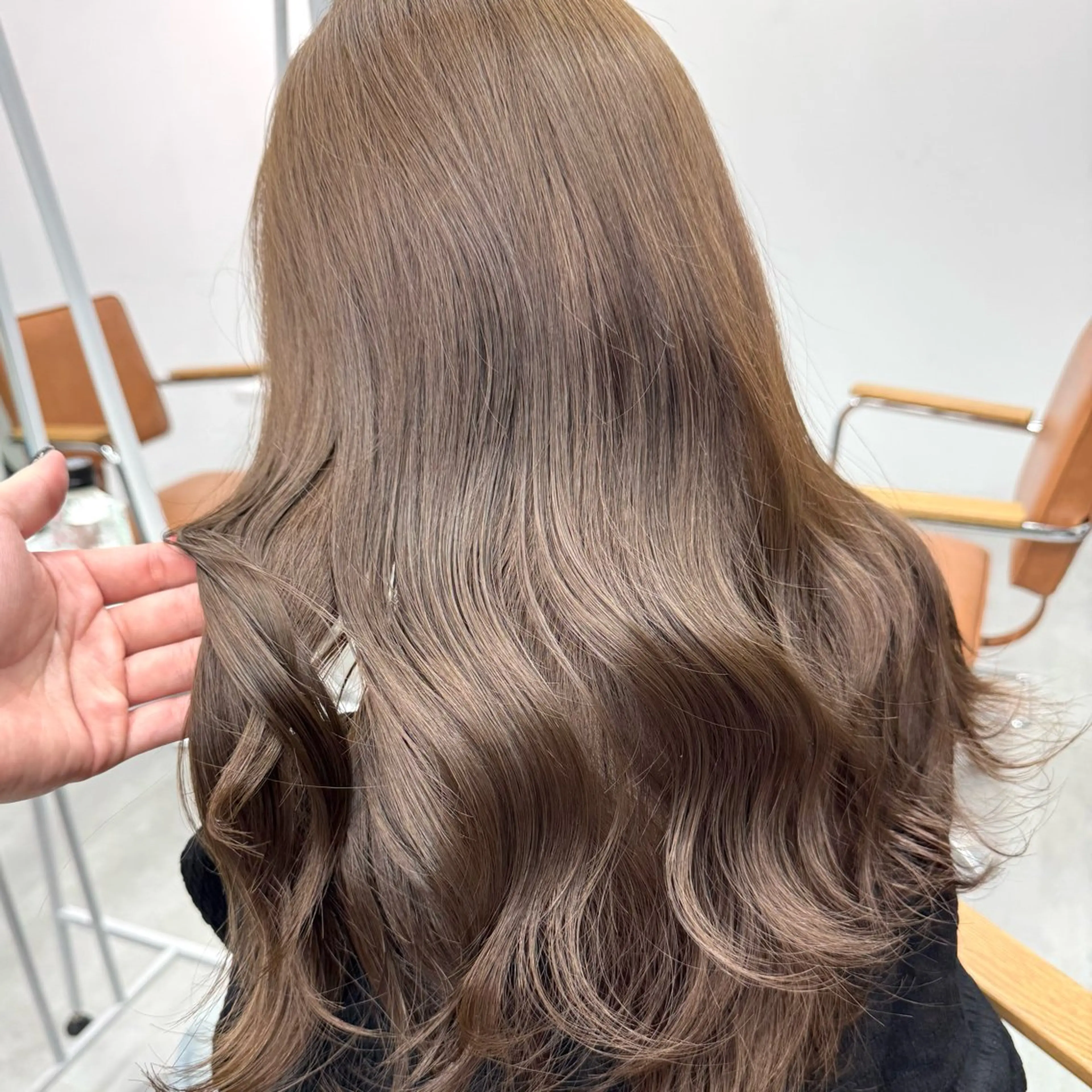 ロング カラー ヘアアレンジ ヘアカラー ブリーチなしカラー /ベージュ/安形翔のヘアスタイル