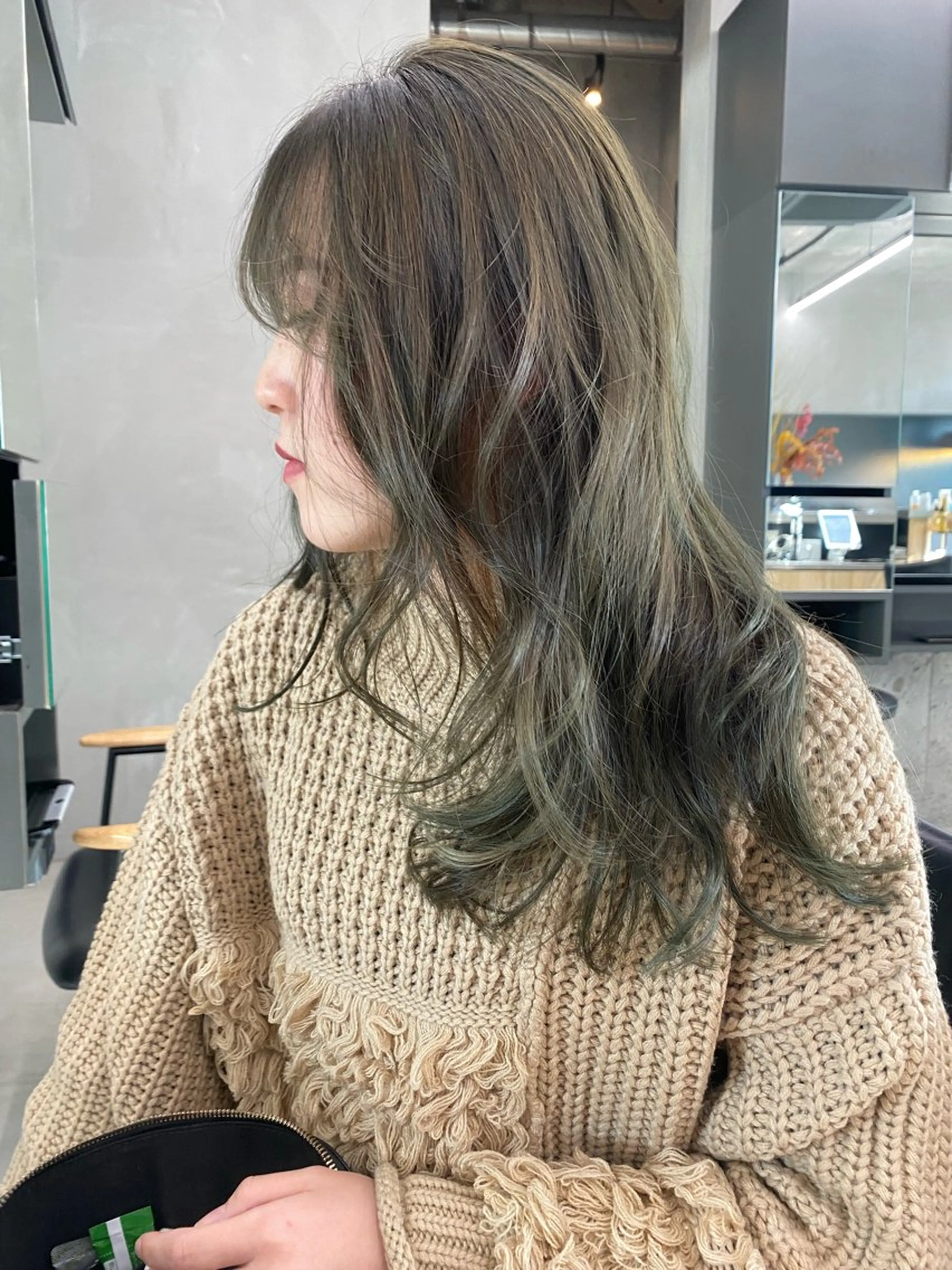 ロング カラー ベージュカラー グレージュ オリーブカラー カット ヘアカラー トリートメント レイヤー/柔色 カラー/SAkiのヘアスタイル