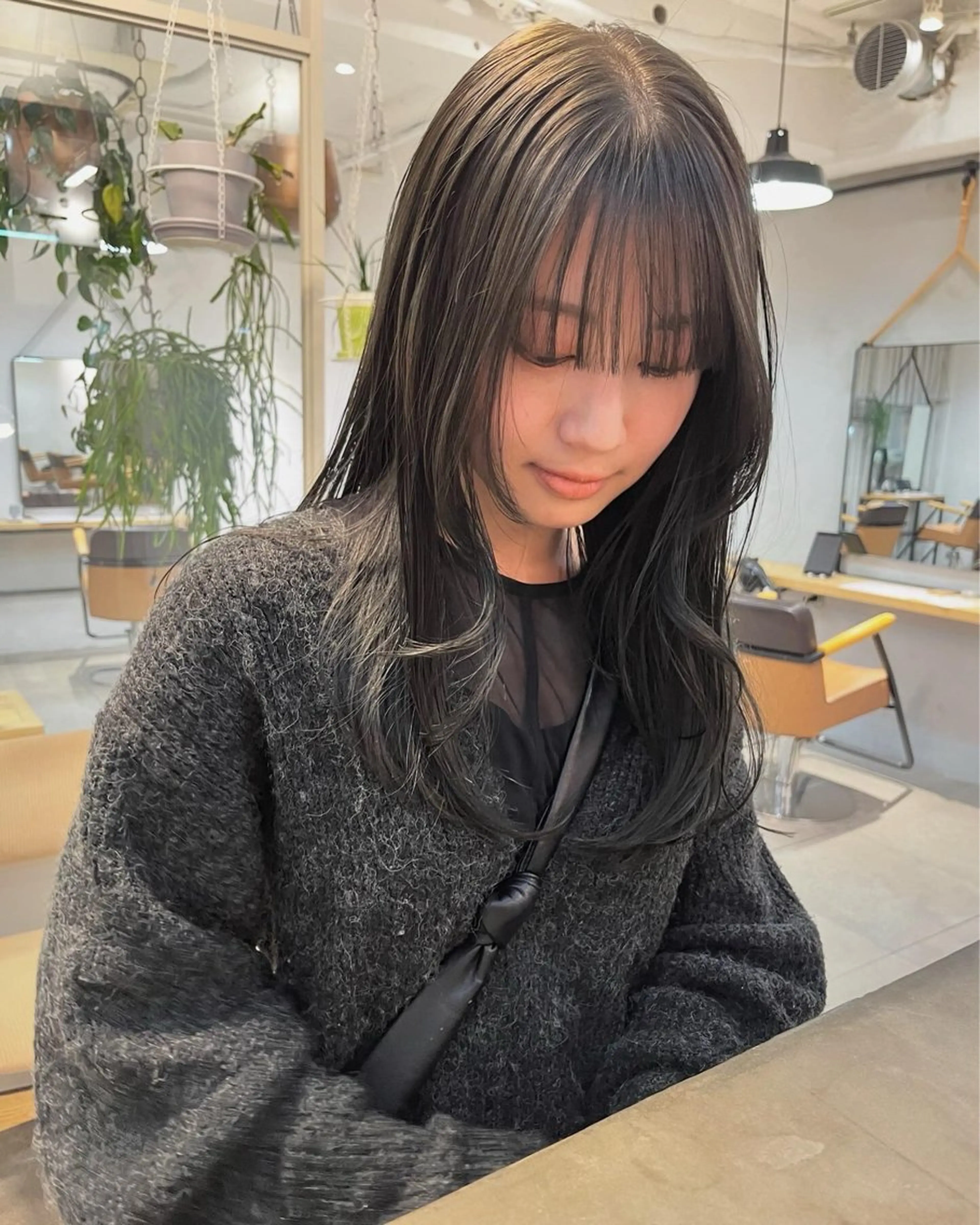 ロング カラー ロング ナチュラルなヘア /ヨシダトモキのヘアスタイル