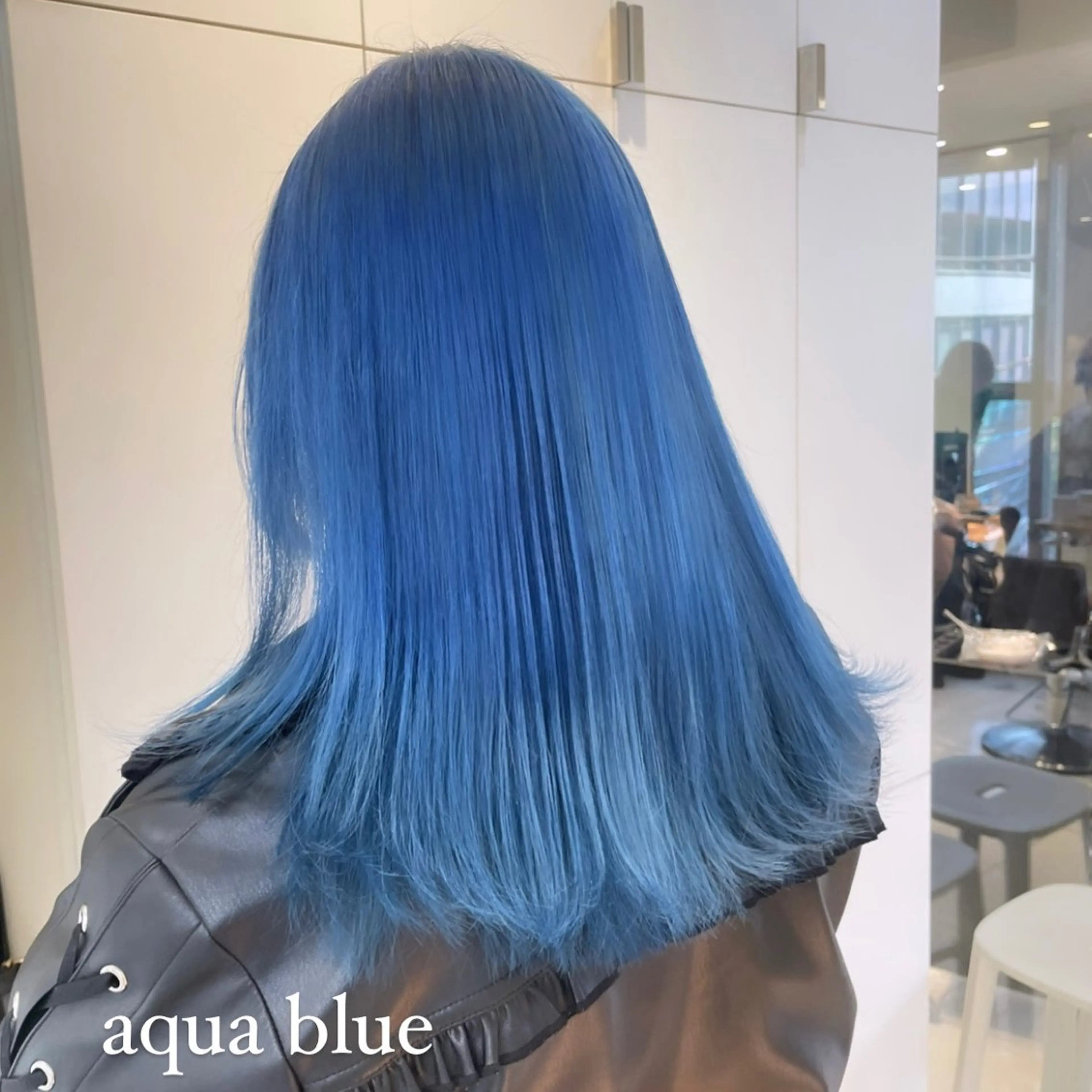 セミロング カラー ヘアアレンジ ブリーチ ブルーカラー ヘアカラー トリートメント ヘアセット topstylist 🖤川辺晴加🖤のヘアスタイル