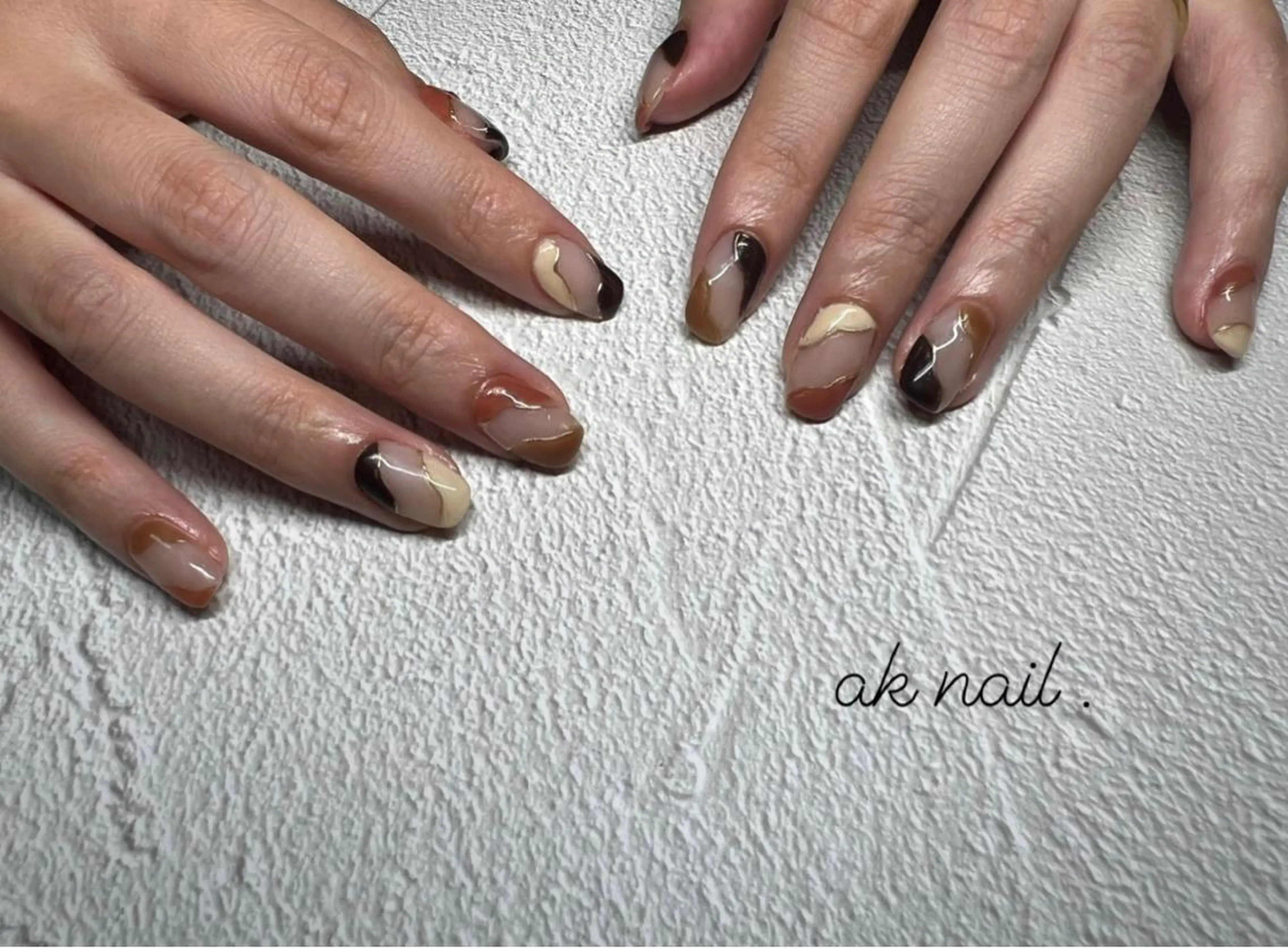 ミディアム ネイル ハンドネイル ak nail .のネイルデザイン