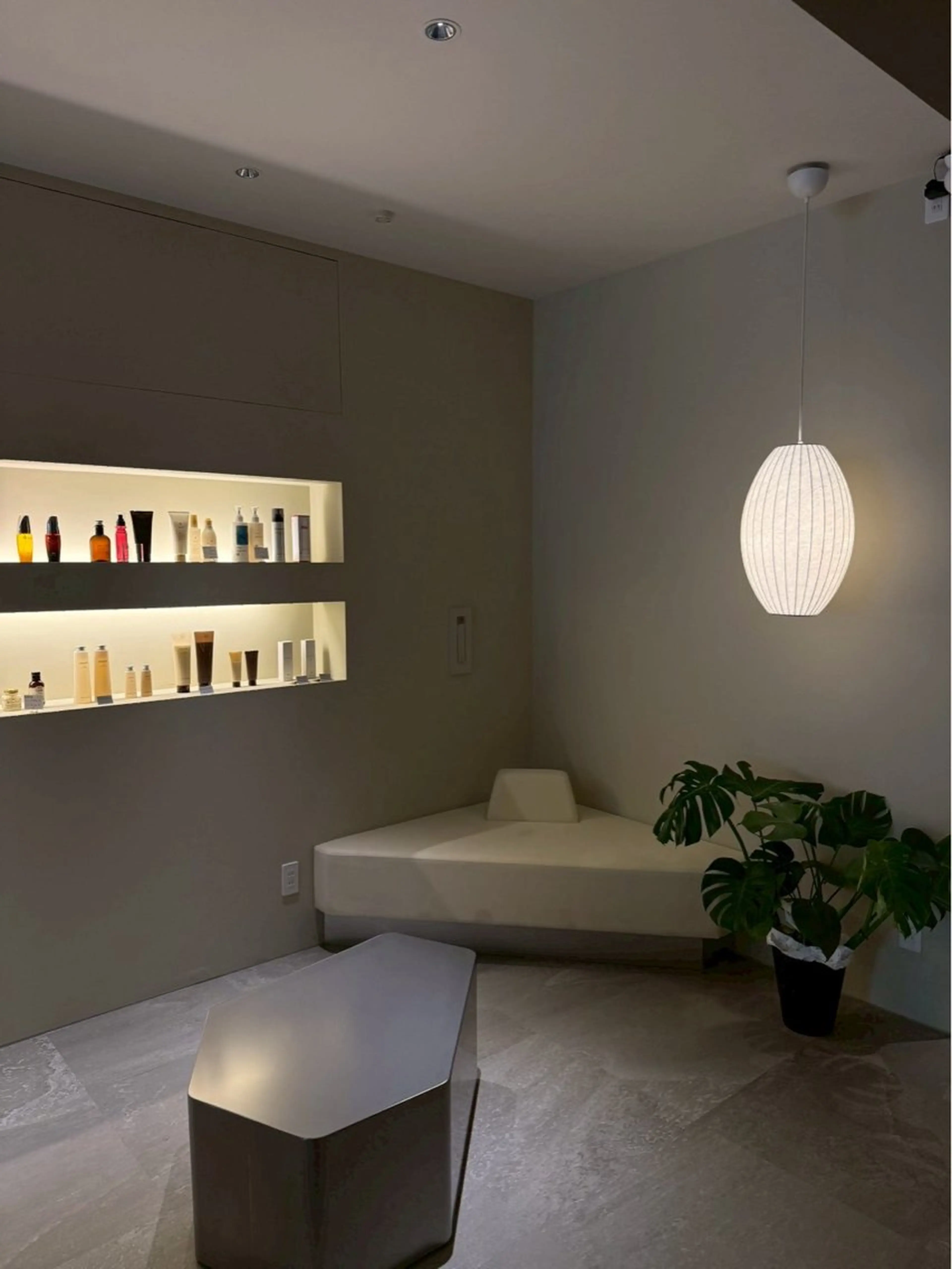 uni/haruhi ☀️大名透明感カラーのヘアスタイル