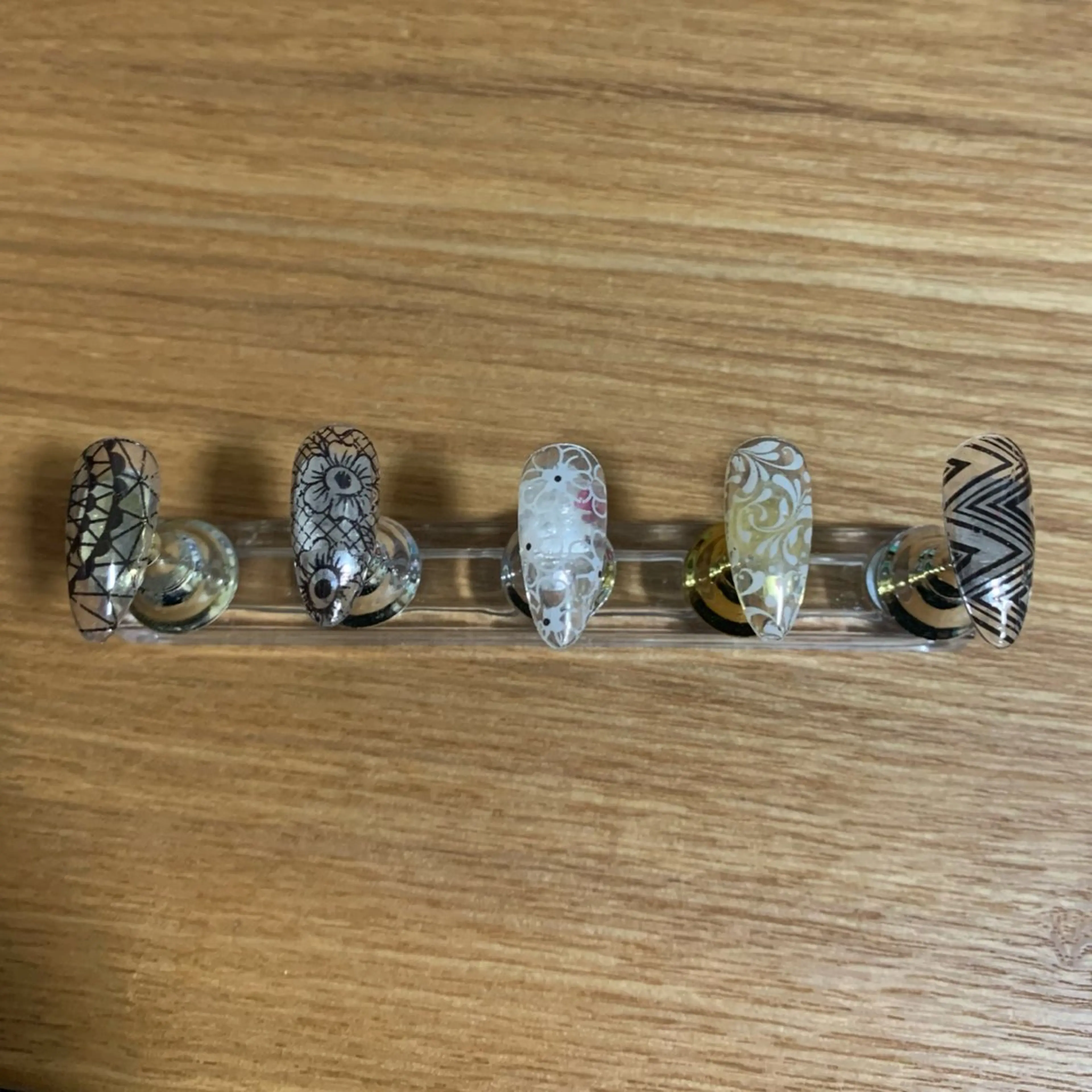 ネイル MHR nailのネイルデザイン