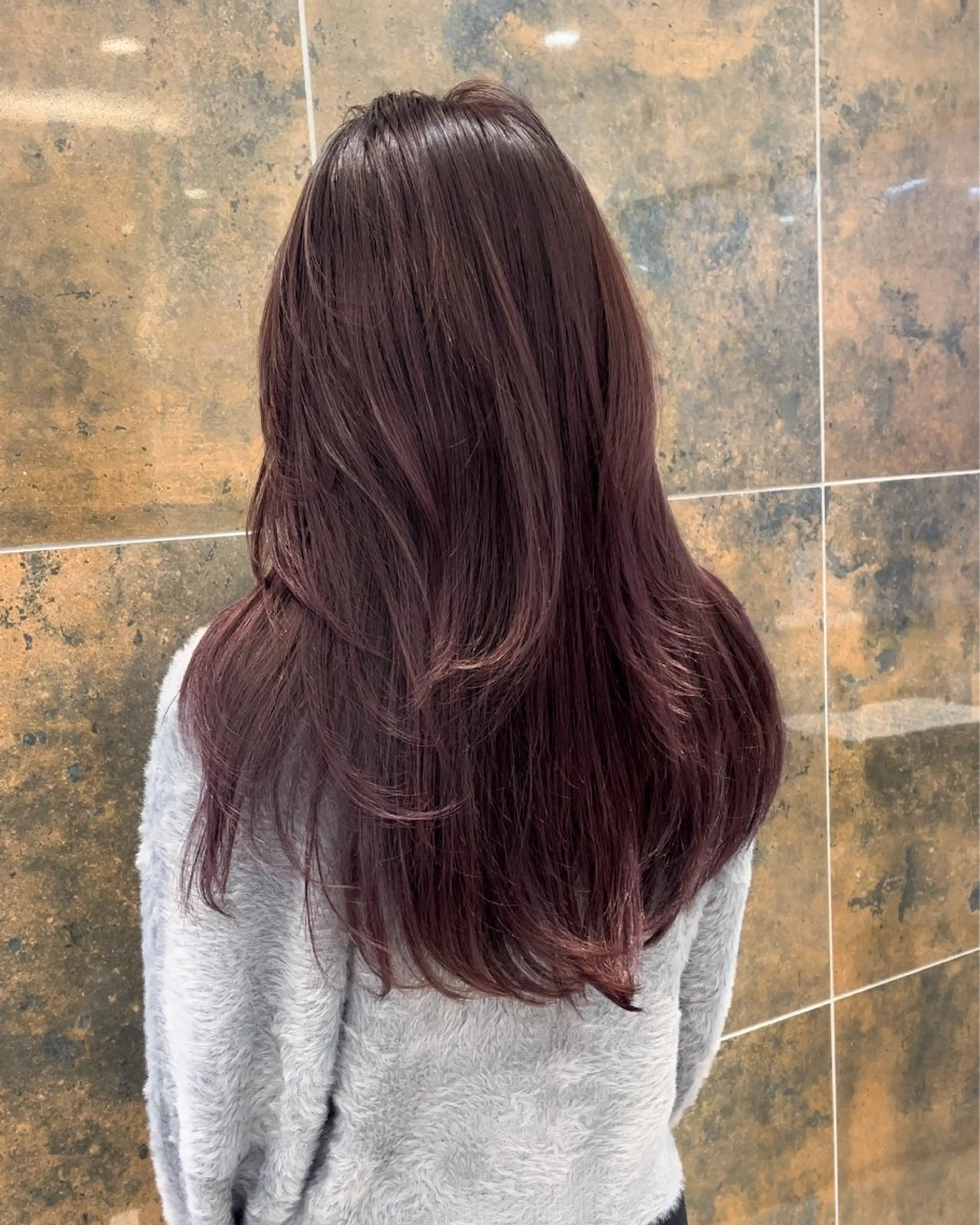ロング カラー ブラウンカラー レッドカラー レッドブラウン 韓国風ヘア レイヤーカット ミタニ/髪質改善 /レイヤーカットのヘアスタイル
