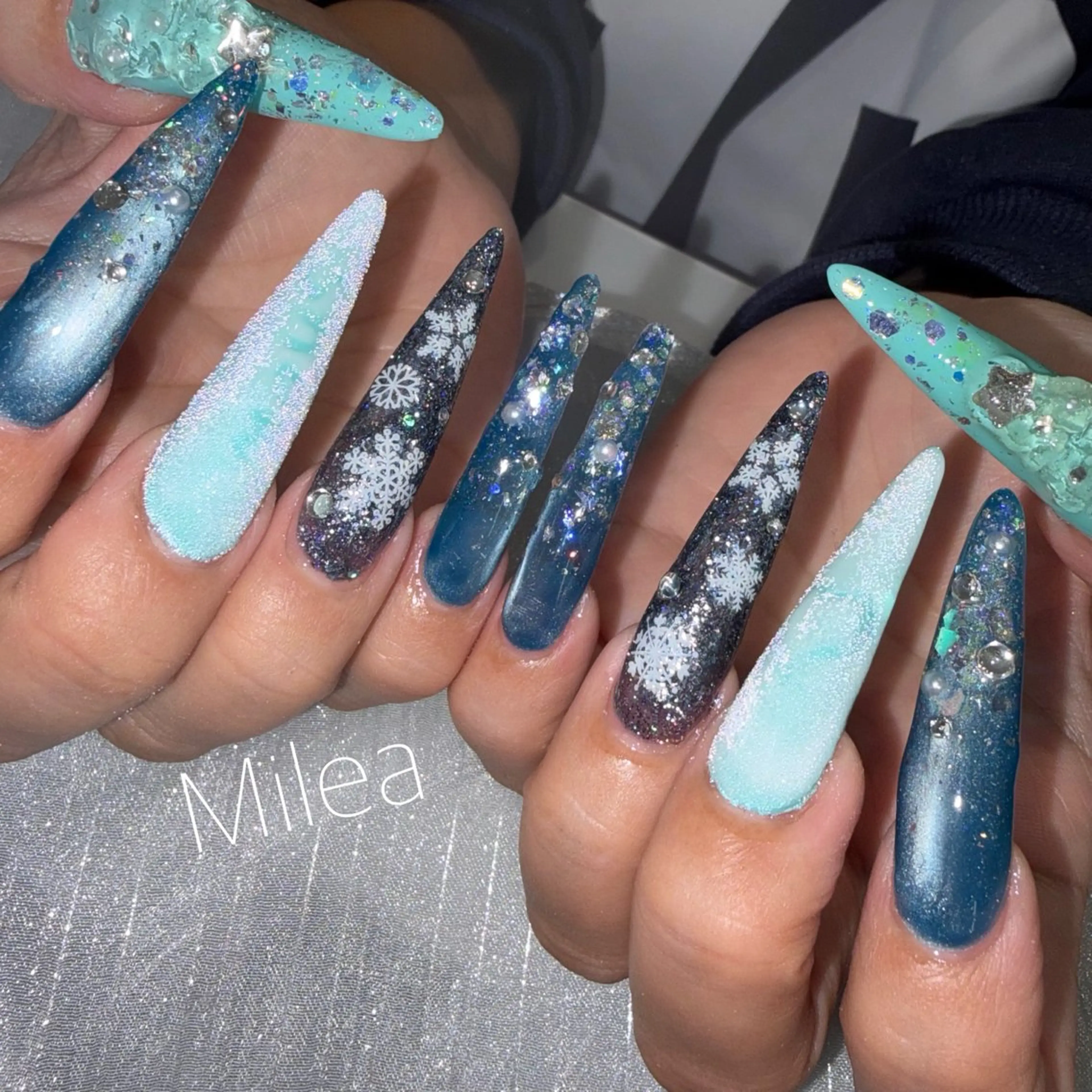 ネイル ハンドネイル Milea(ミレア)所属・Milea🩵 Sayaka🪩のネイルデザイン