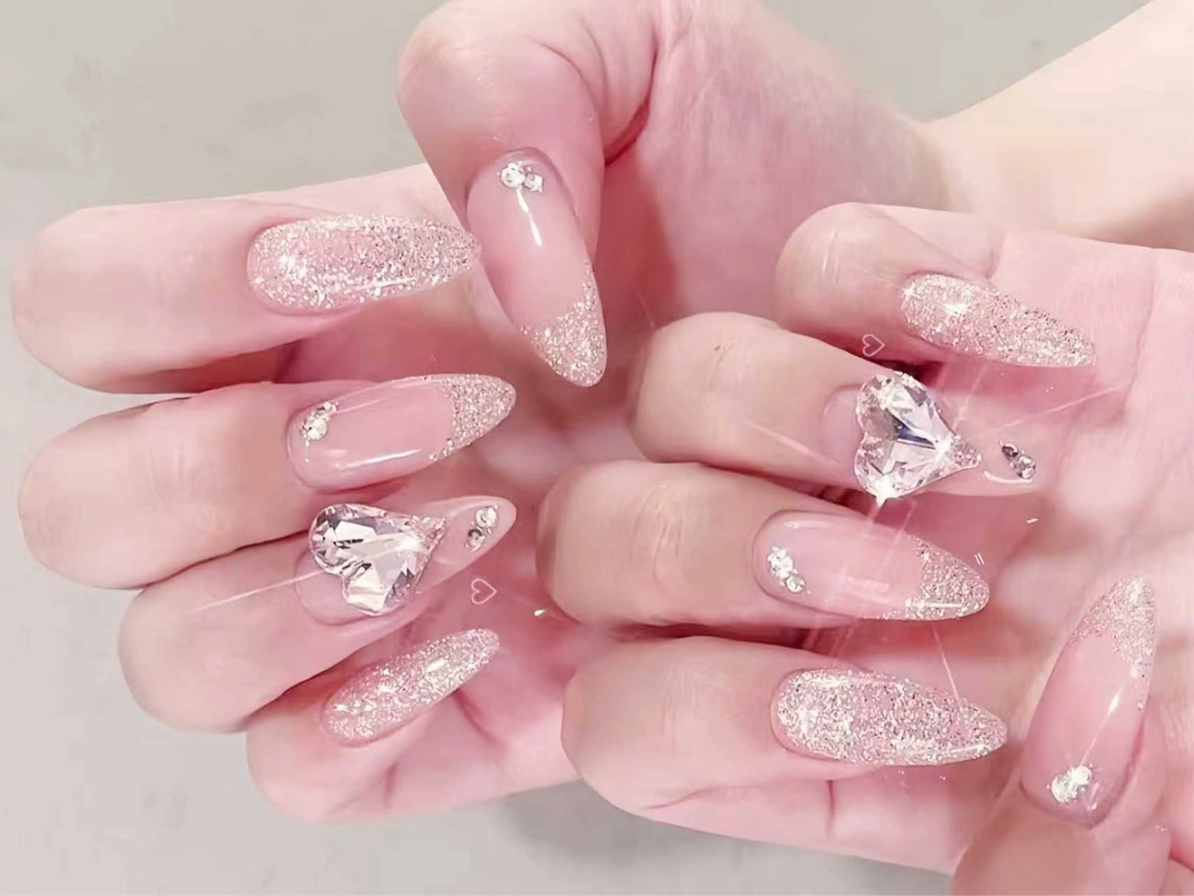ネイル ハンドネイル H3 NAIL エミのネイルデザイン