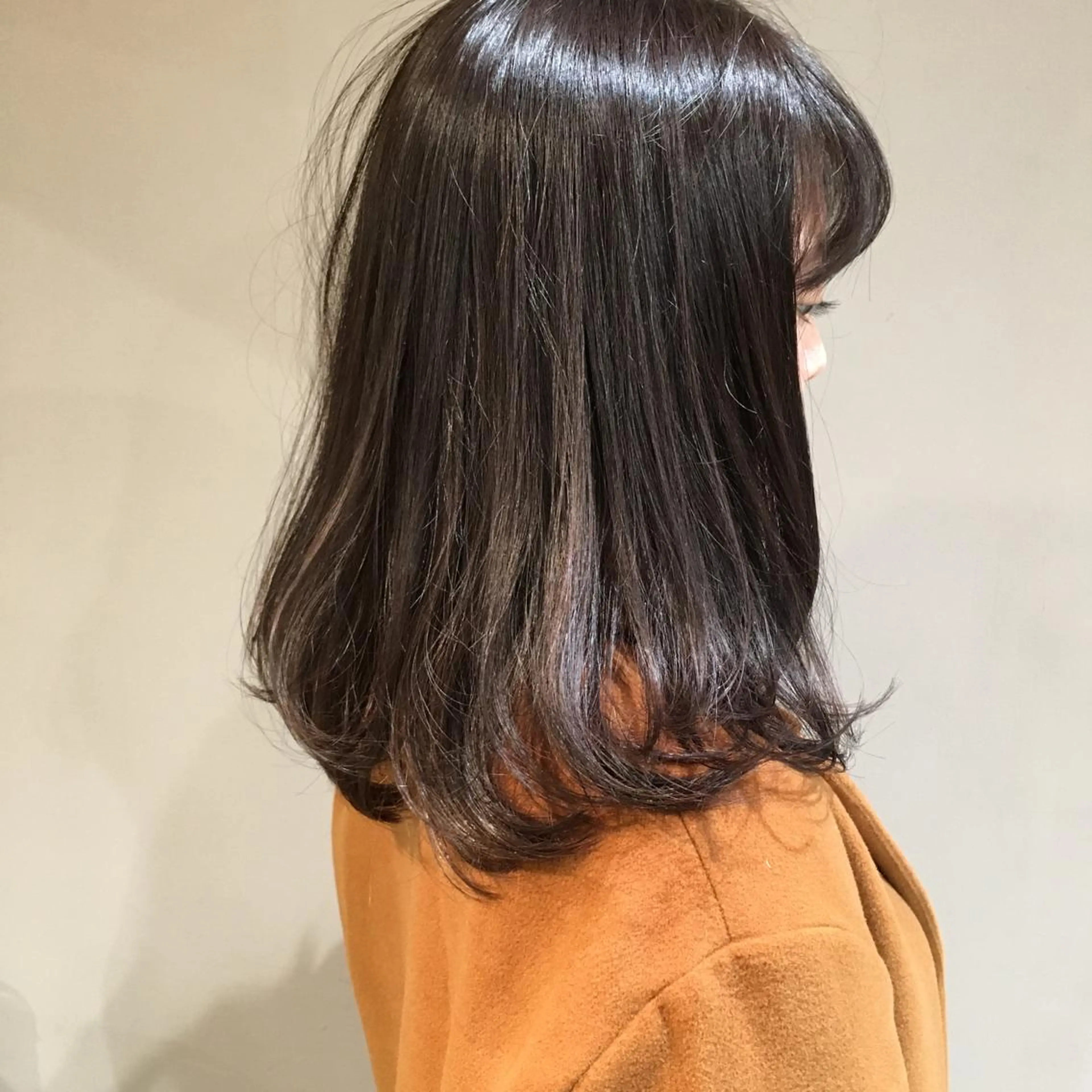 ミディアム カラー レイヤーカット BLend 渋谷のヘアスタイル