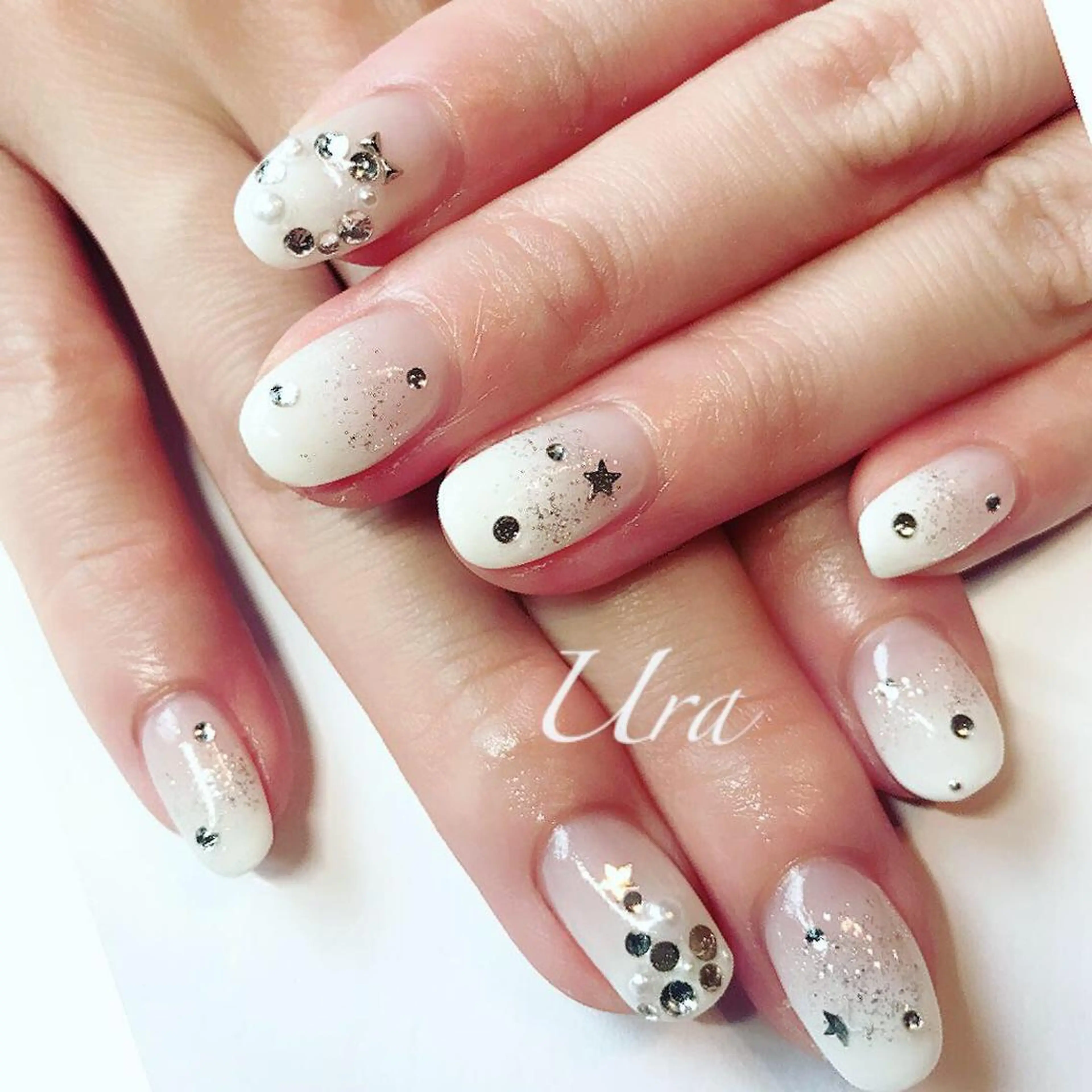 ネイル UrakoNail 《nail》のネイルデザイン