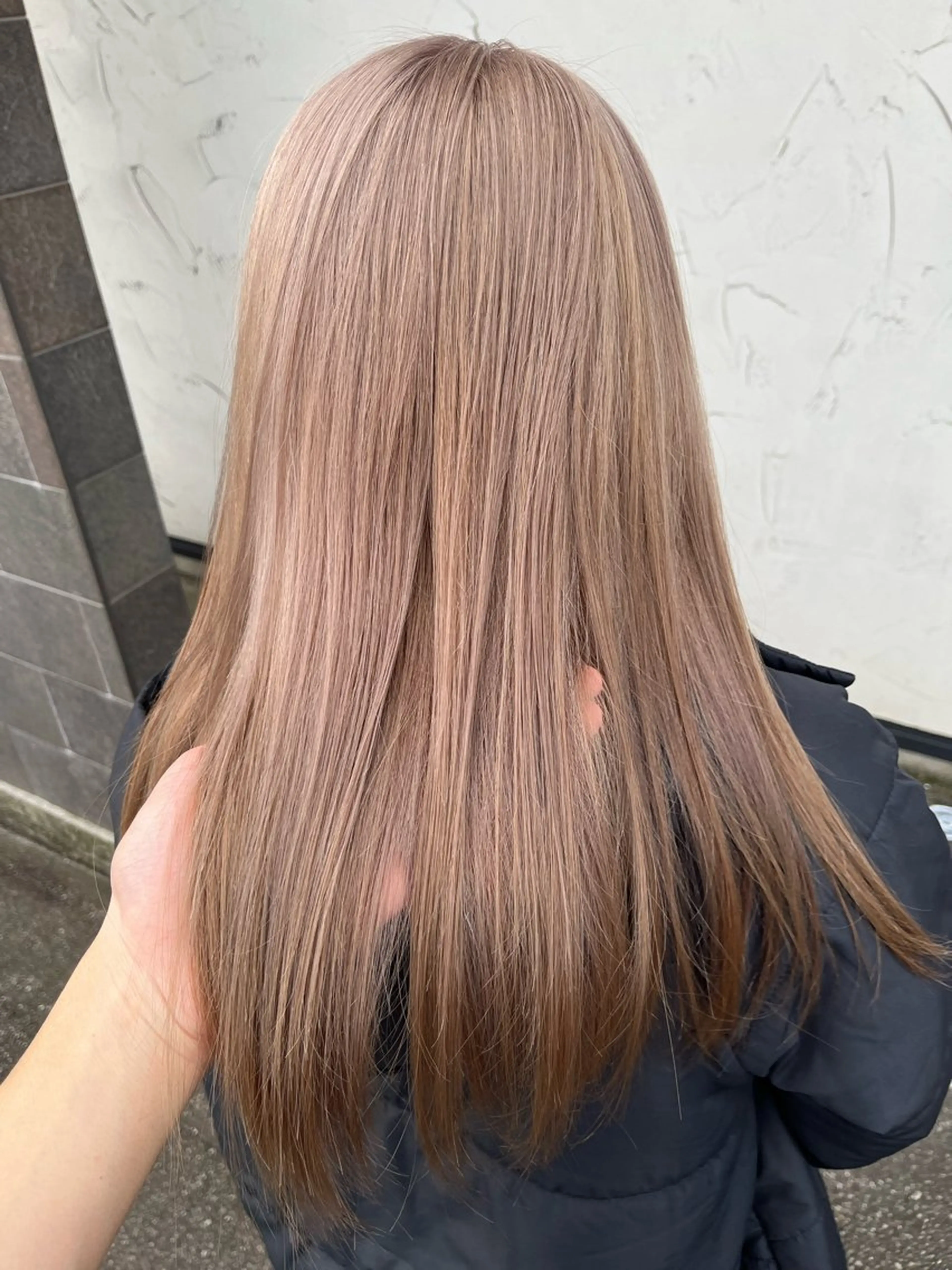 セミロング カット ヘアカラー 道下 颯人のヘアスタイル