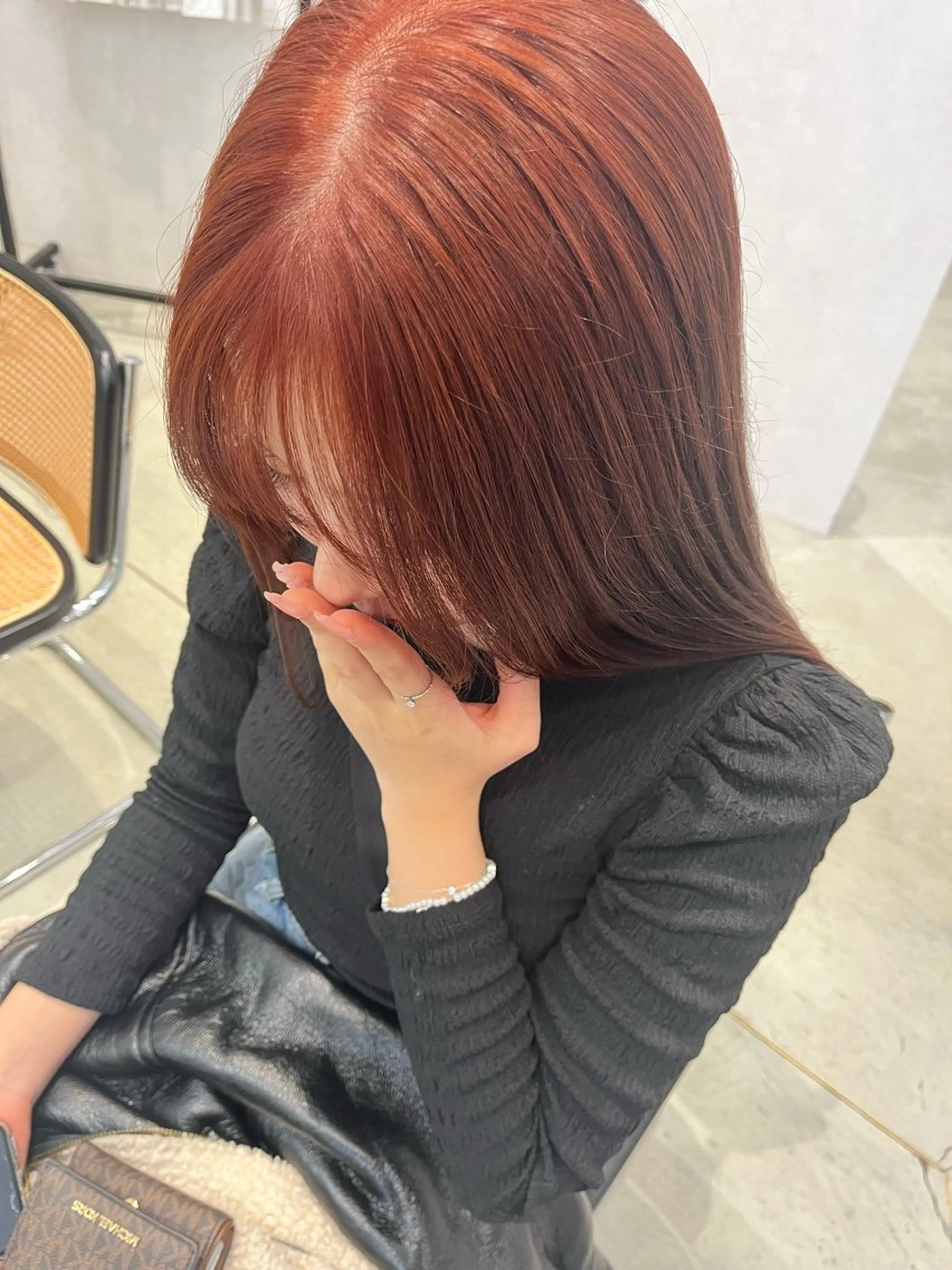 カラー ブリーチ ダブルカラー ブリーチなしカラー レッドカラー ヘアカラー 斉藤 果音のヘアスタイル