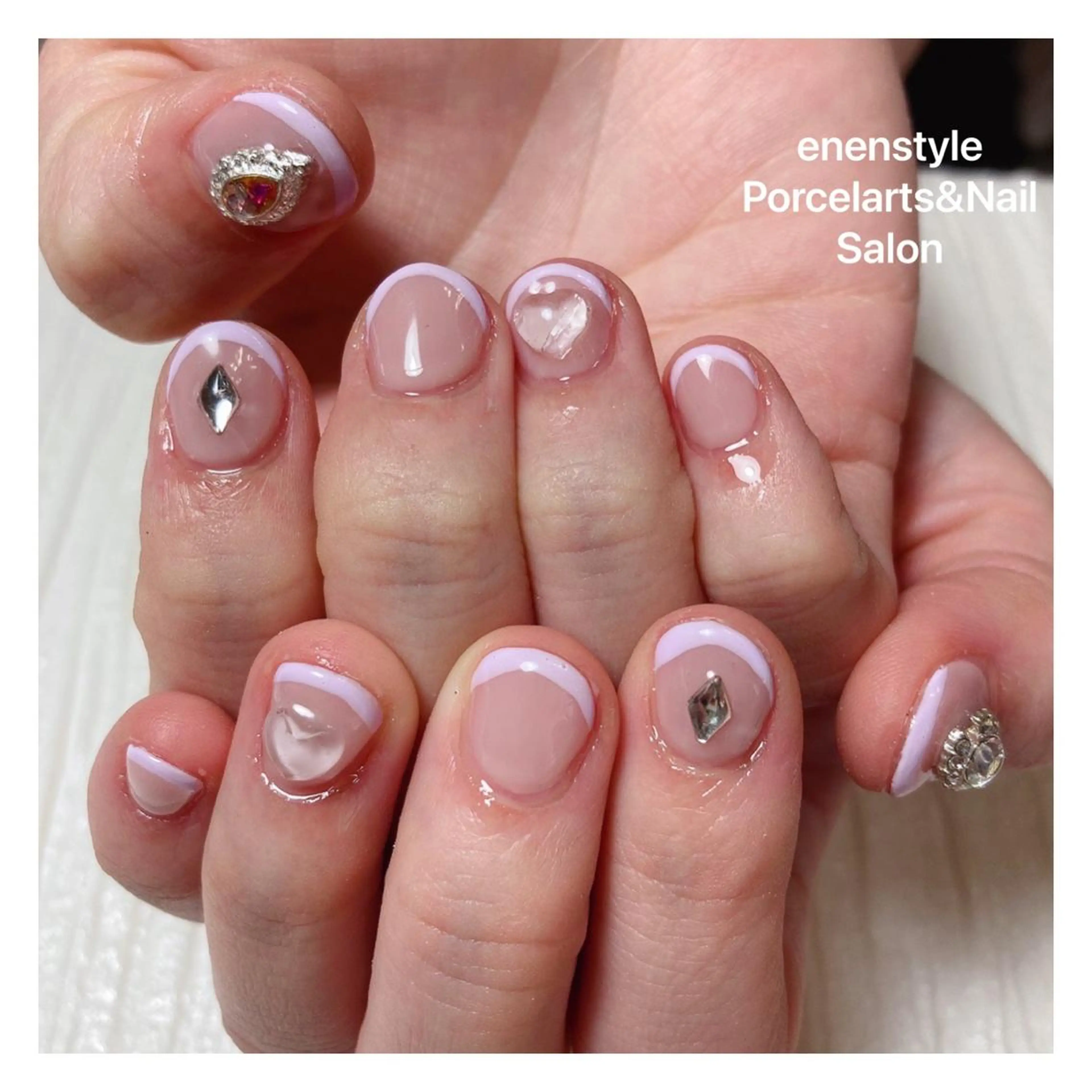 ミディアム ネイル ハンドネイル 👑enen style👑のネイルデザイン