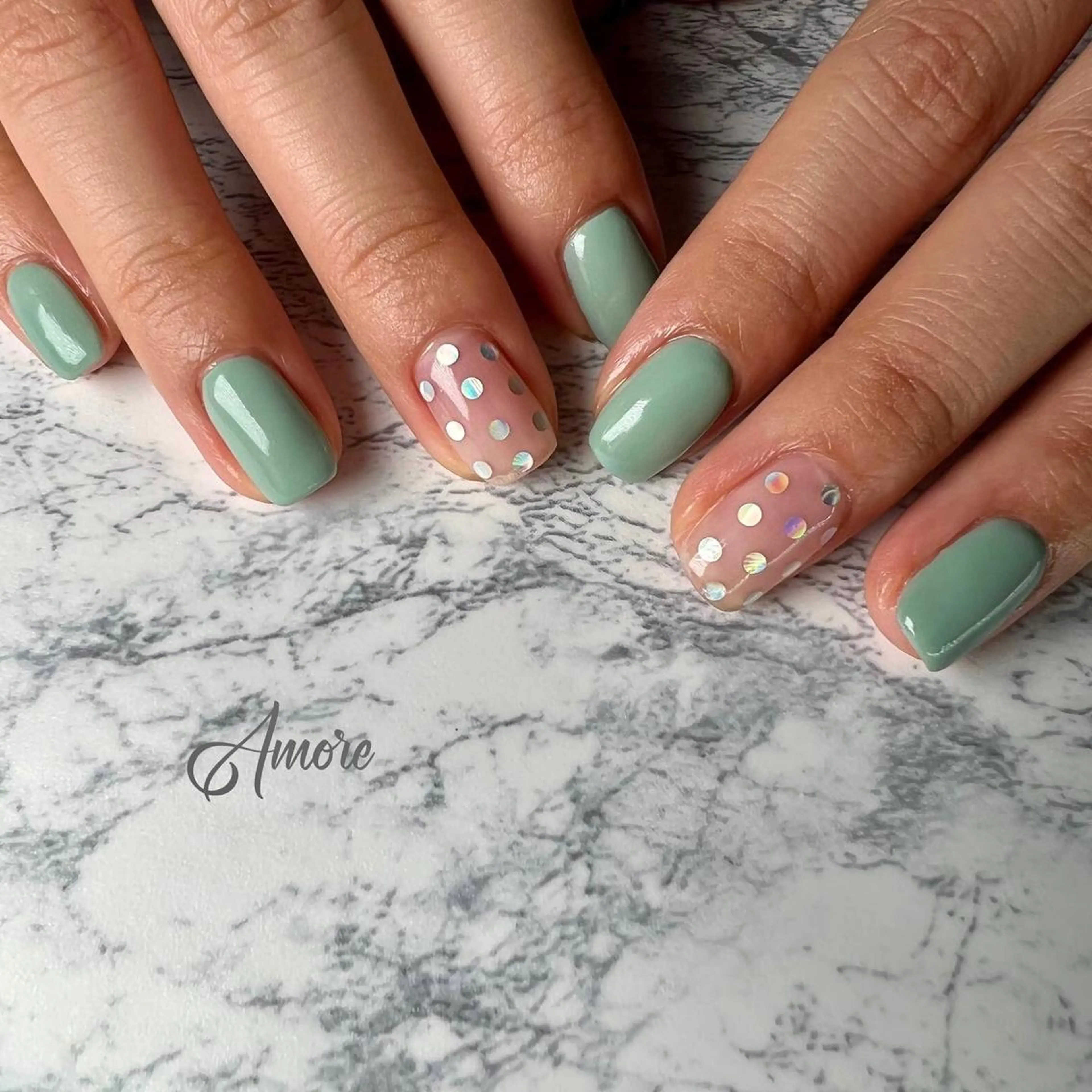 ネイル ジェルネイル 氷ネイル・うるうるネイル マグネットネイル ミラーネイル ニュアンスネイル You kyehwaのネイルデザイン