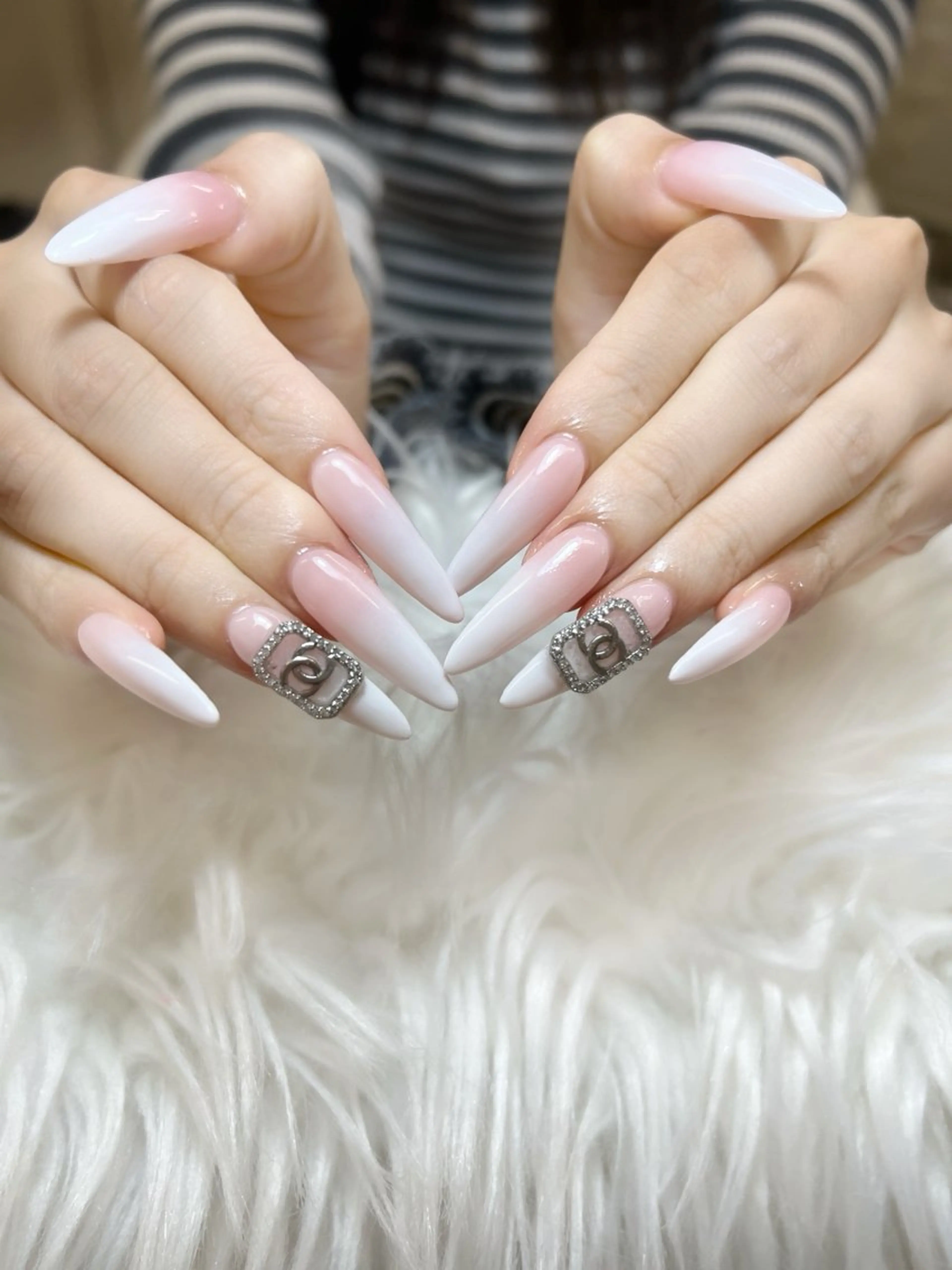 ネイル ハンドネイル Anh 歌舞伎町のネイルデザイン