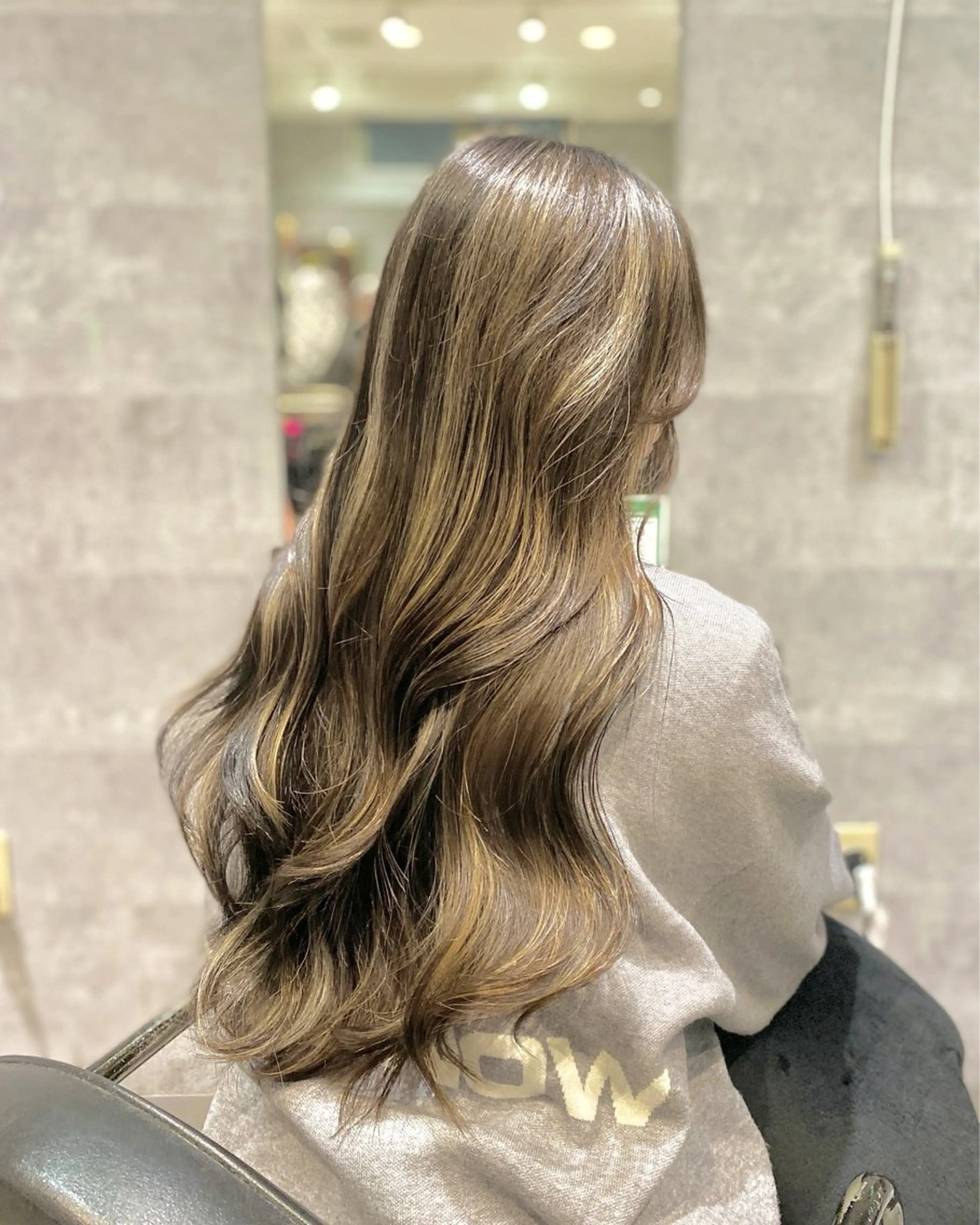 ロング ハイライト カット ヘアカラー _WHITE難波店[アンダーバーホワイト]所属・艶カラー/髪質改善 /韓国風/中村嘉秀のヘアスタイル