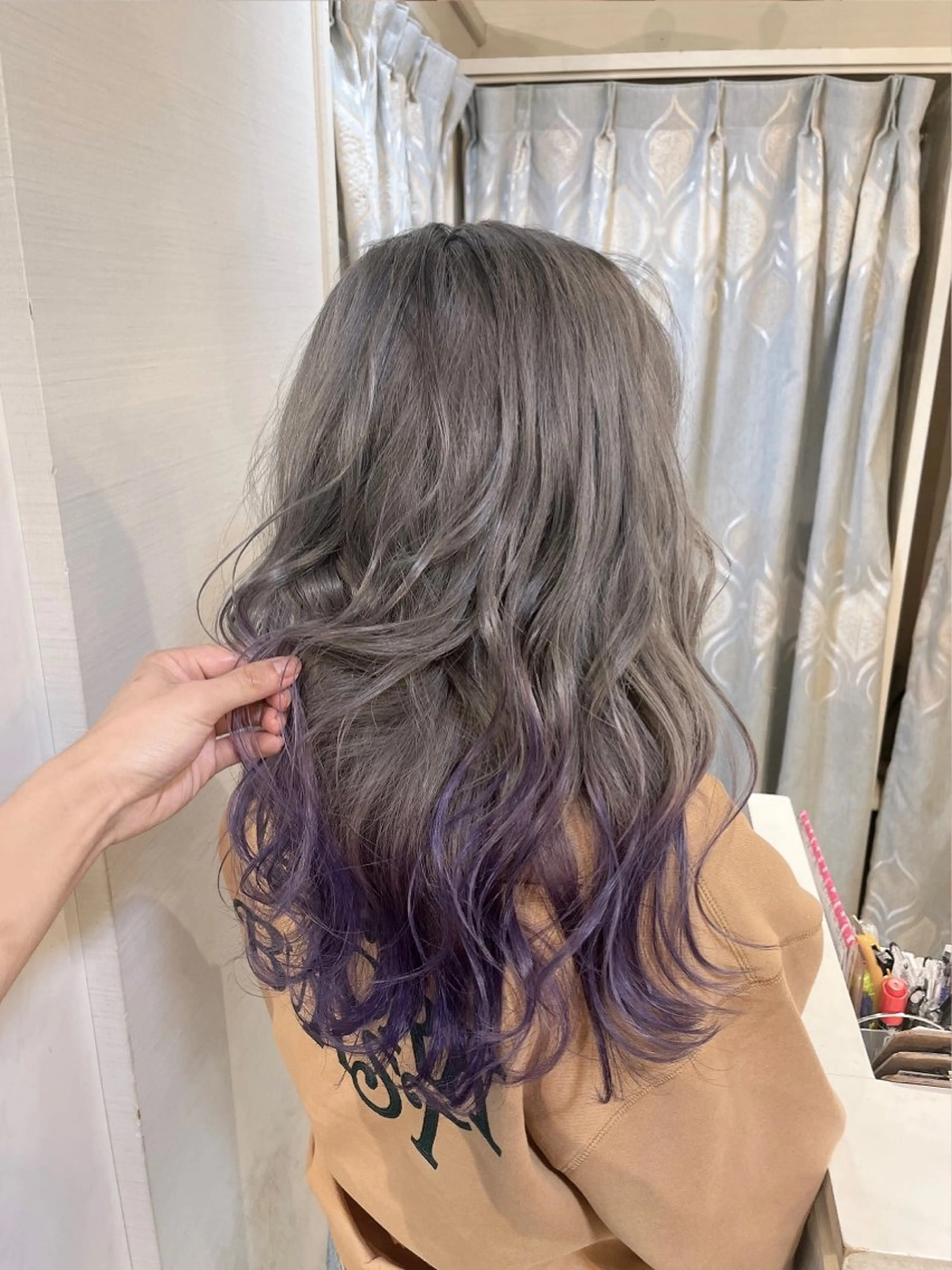 ロング カラー ブリーチ グラデーションカラー ラベンダーカラー ヘアカラー カラー特化美容師 なかもと たつひろのヘアスタイル