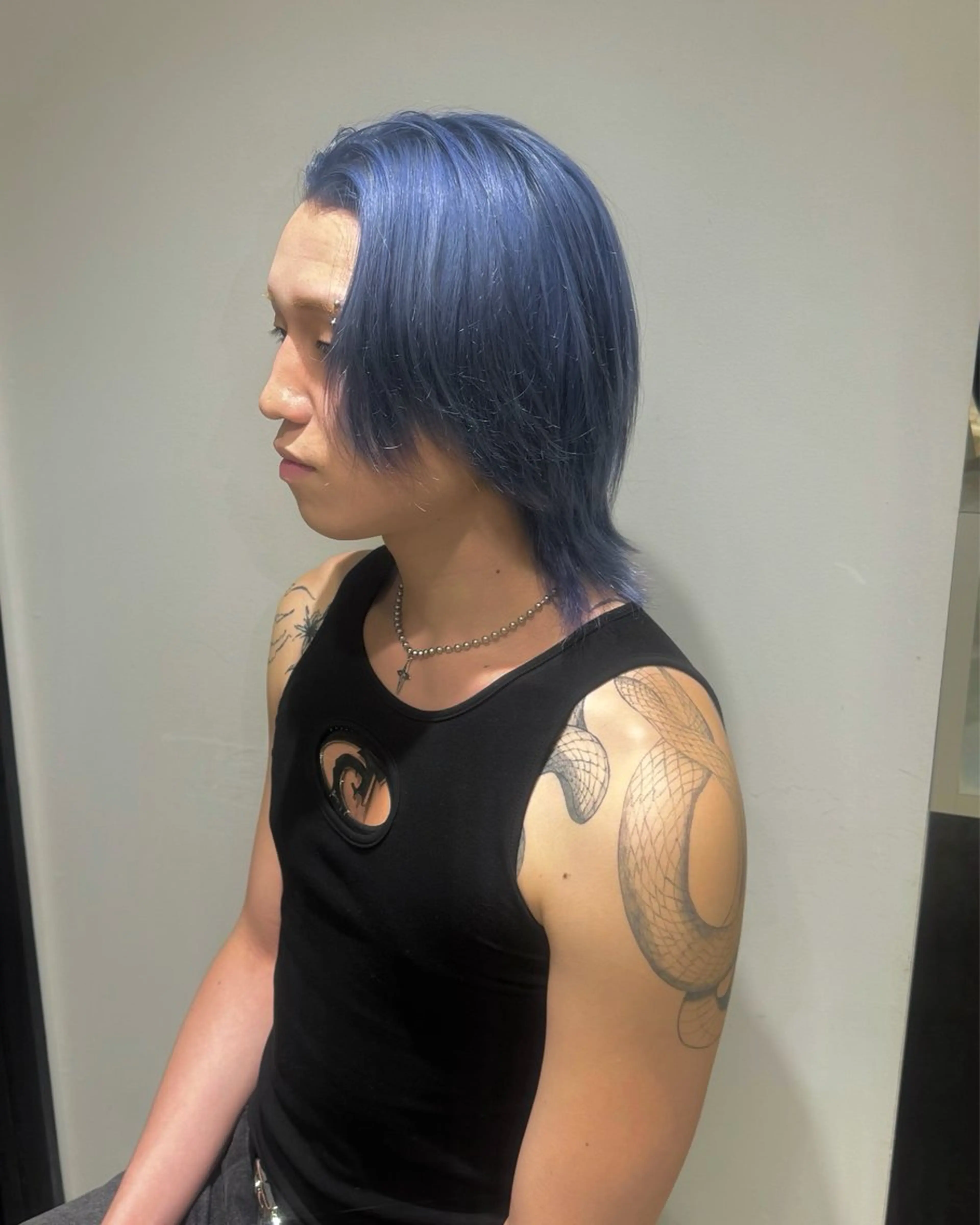 ショート カラー メンズ カット ヘアカラー トリートメント SALOWIN 原宿 IL Salice所属・MIMI🌻໋᳝݊ 個性派カラー⑅ ⸝꙳のヘアスタイル