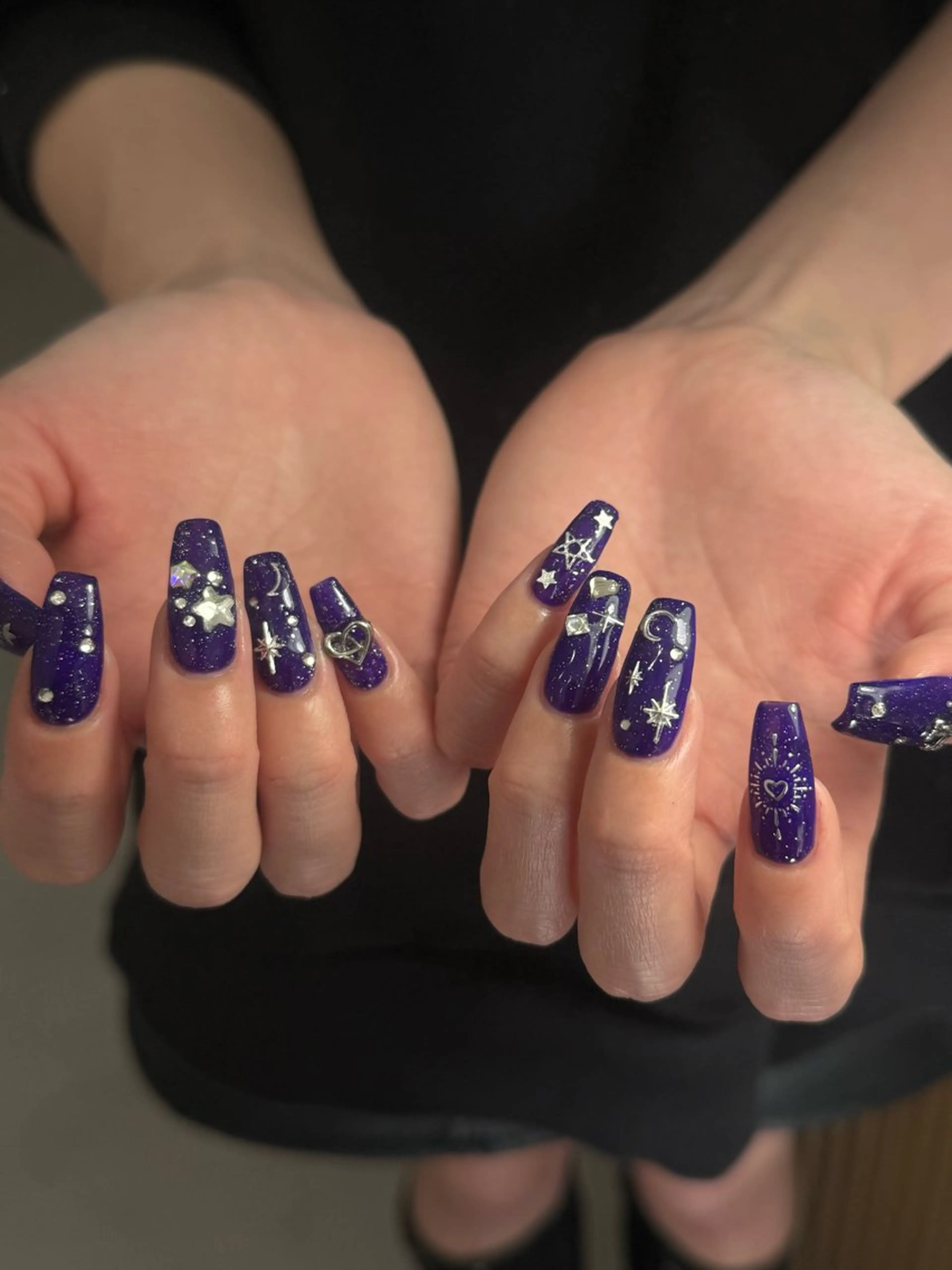 ネイル neouv所属・NEOUV_ mikuのネイルデザイン