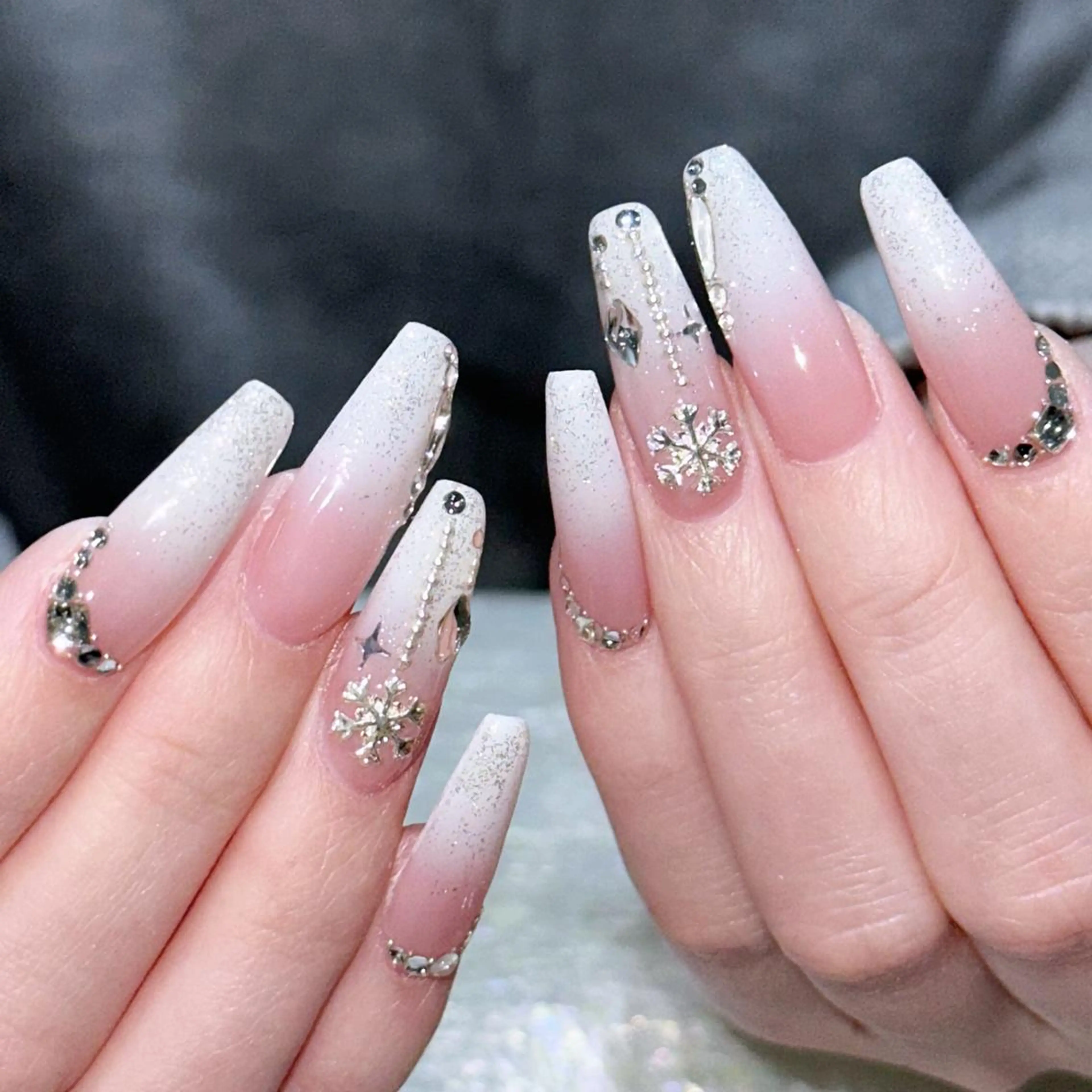 ネイル ハンドネイル Queens ゲンのネイルデザイン