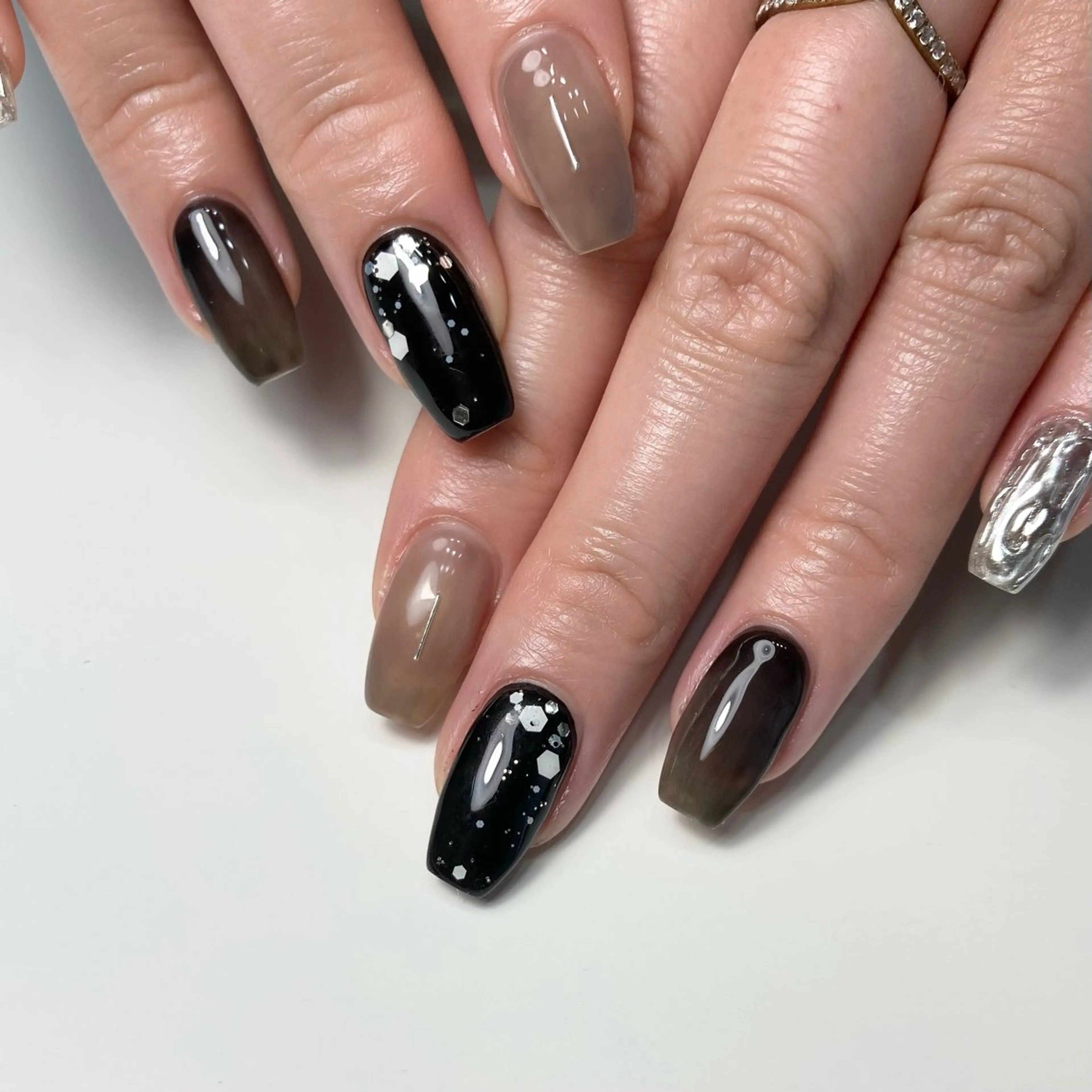 ネイル ハンドネイル Legit nail salonのネイルデザイン