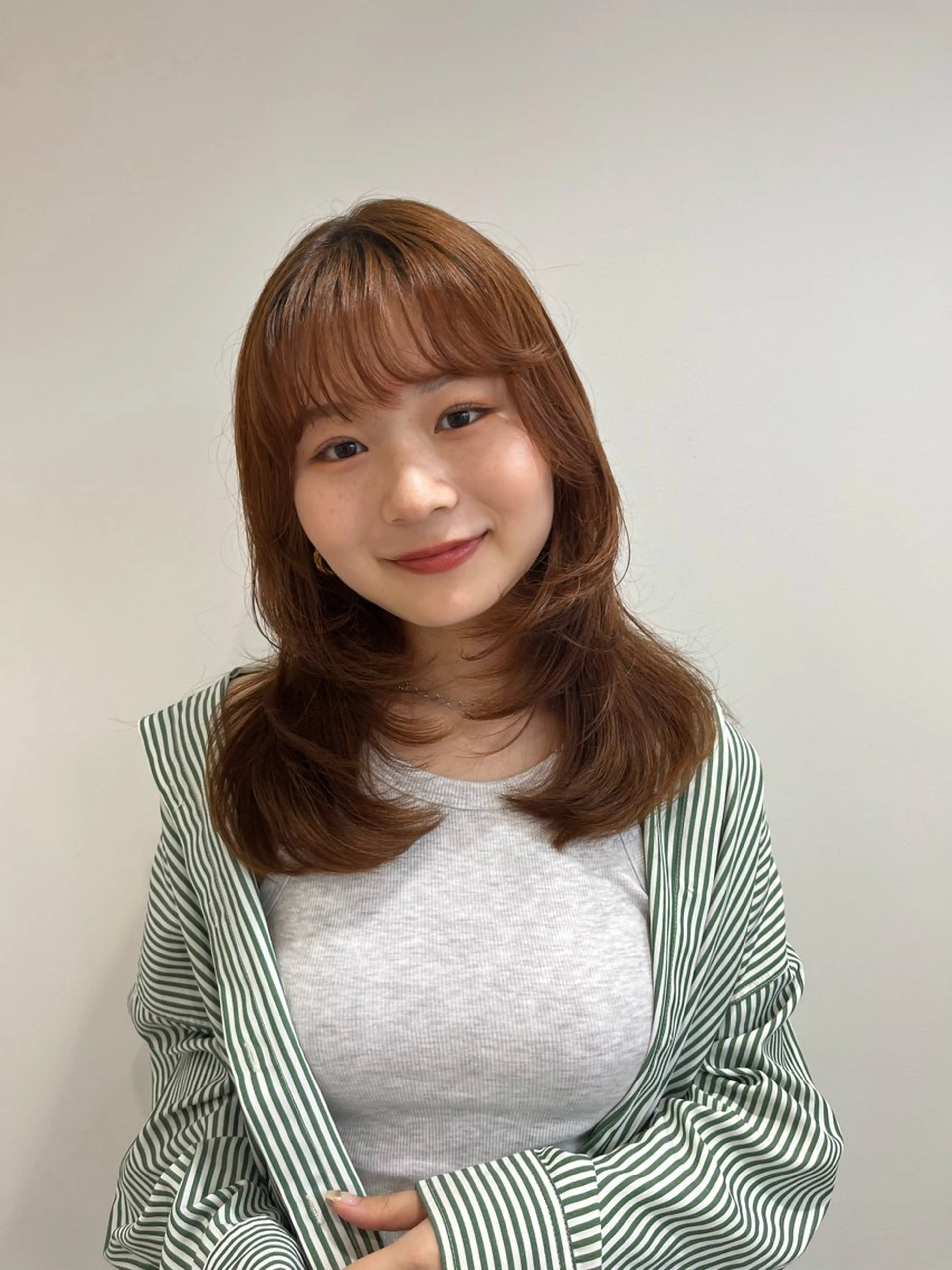 ミディアム ♥️透明感×抜け感 ベージュ/佑珠♥️のヘアスタイル