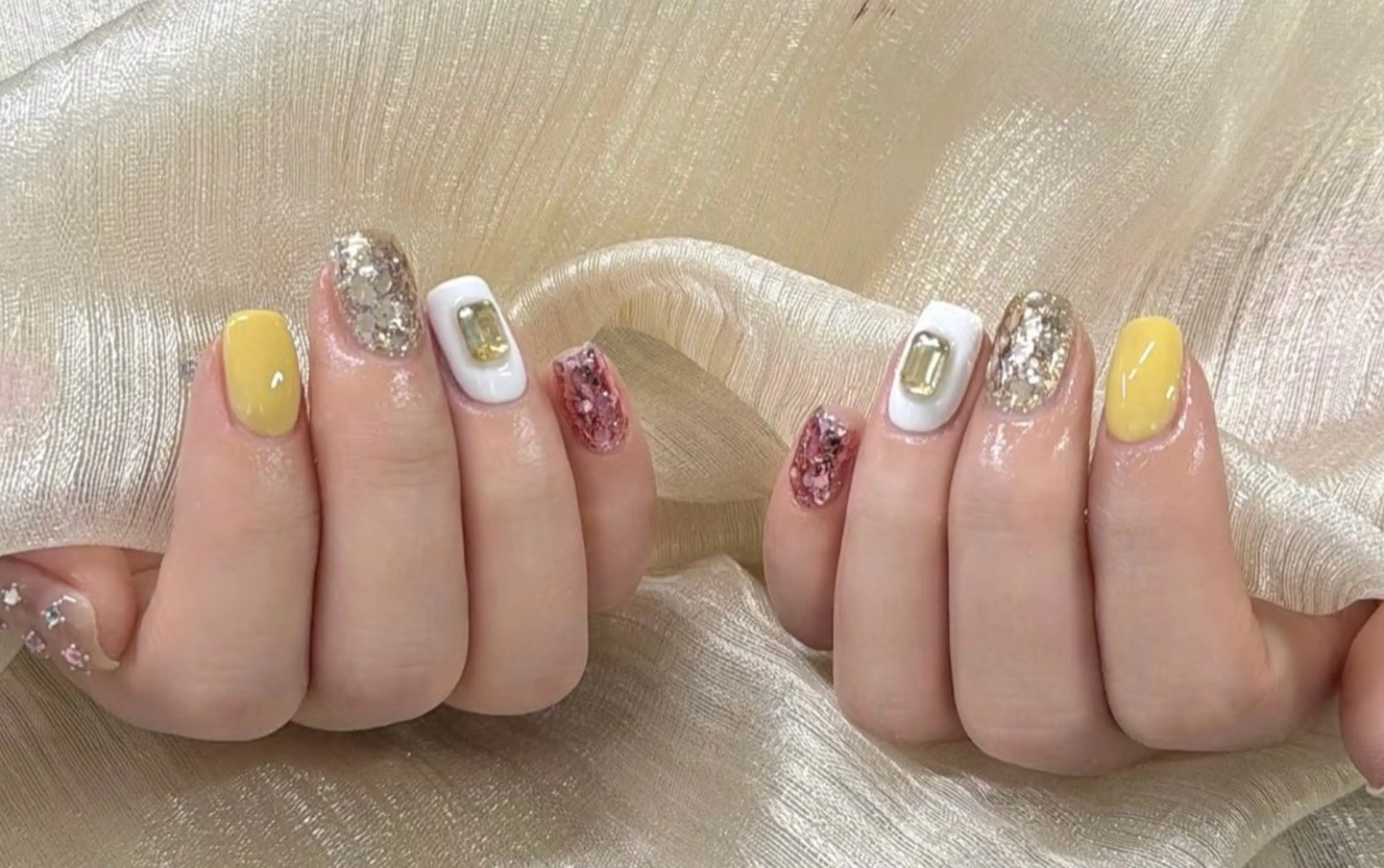 ネイル 高木 維麗絲のネイルデザイン