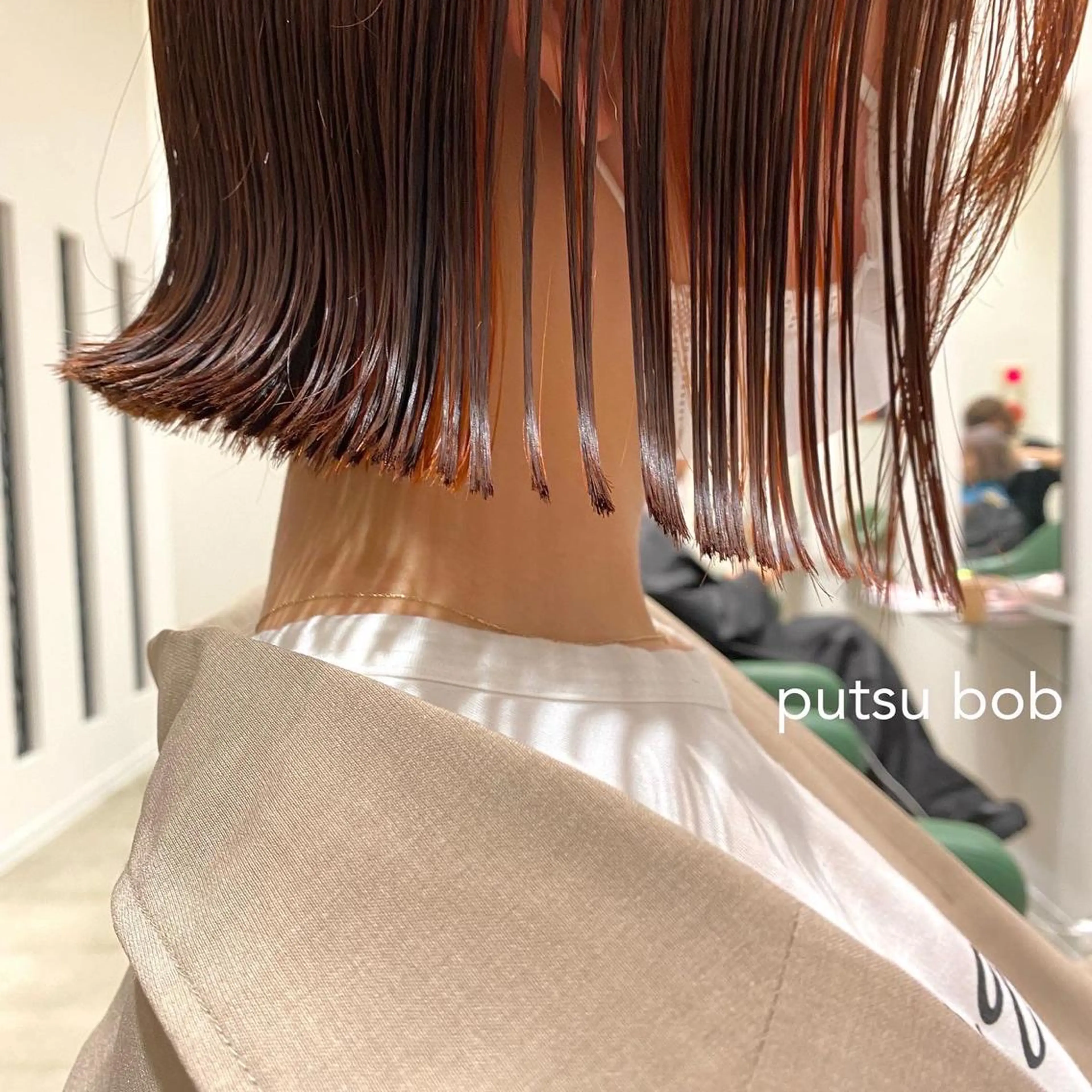 ショート カラー 切りっぱなしボブ インナーカラー ボブ カット ヘアカラー トリートメント センターパート/ 暖色カラーayuのヘアスタイル