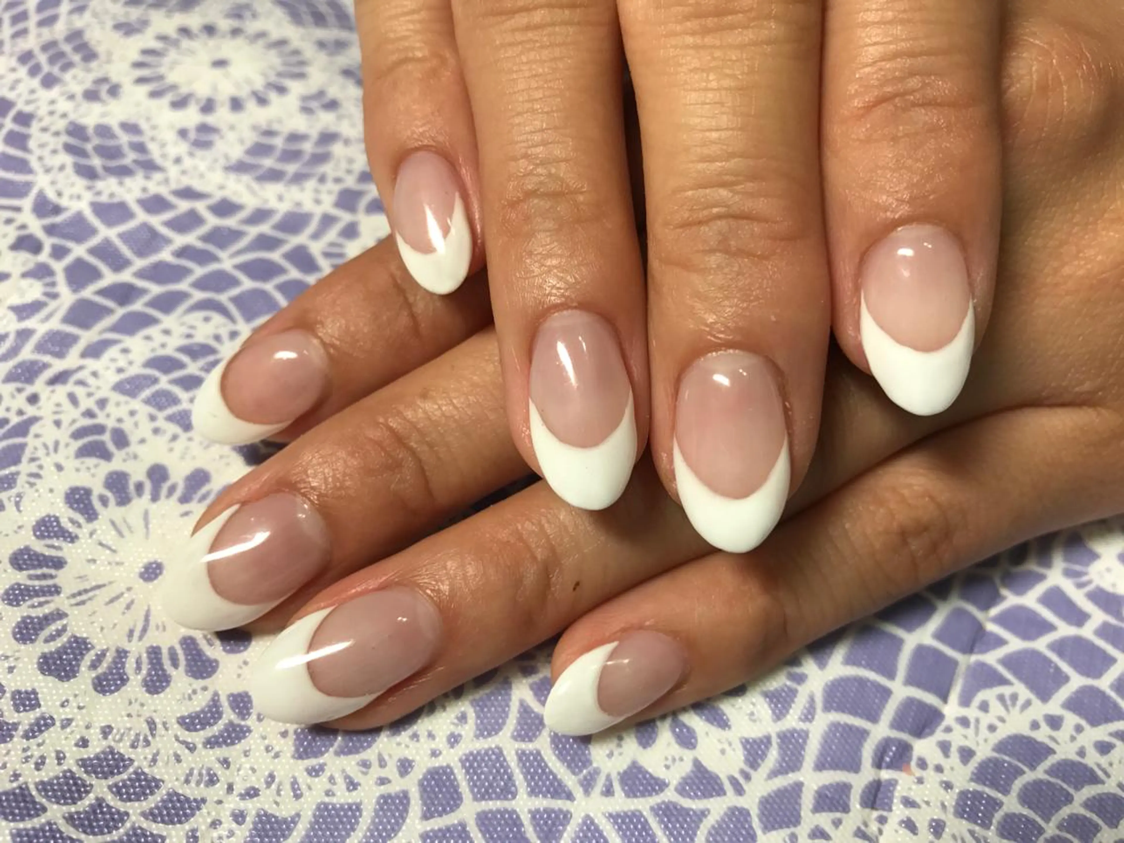 ネイル フレンチネイル ジェルネイル ネイルサロンハピーナ自宅サロン所属・金沢 未緒のネイルデザイン