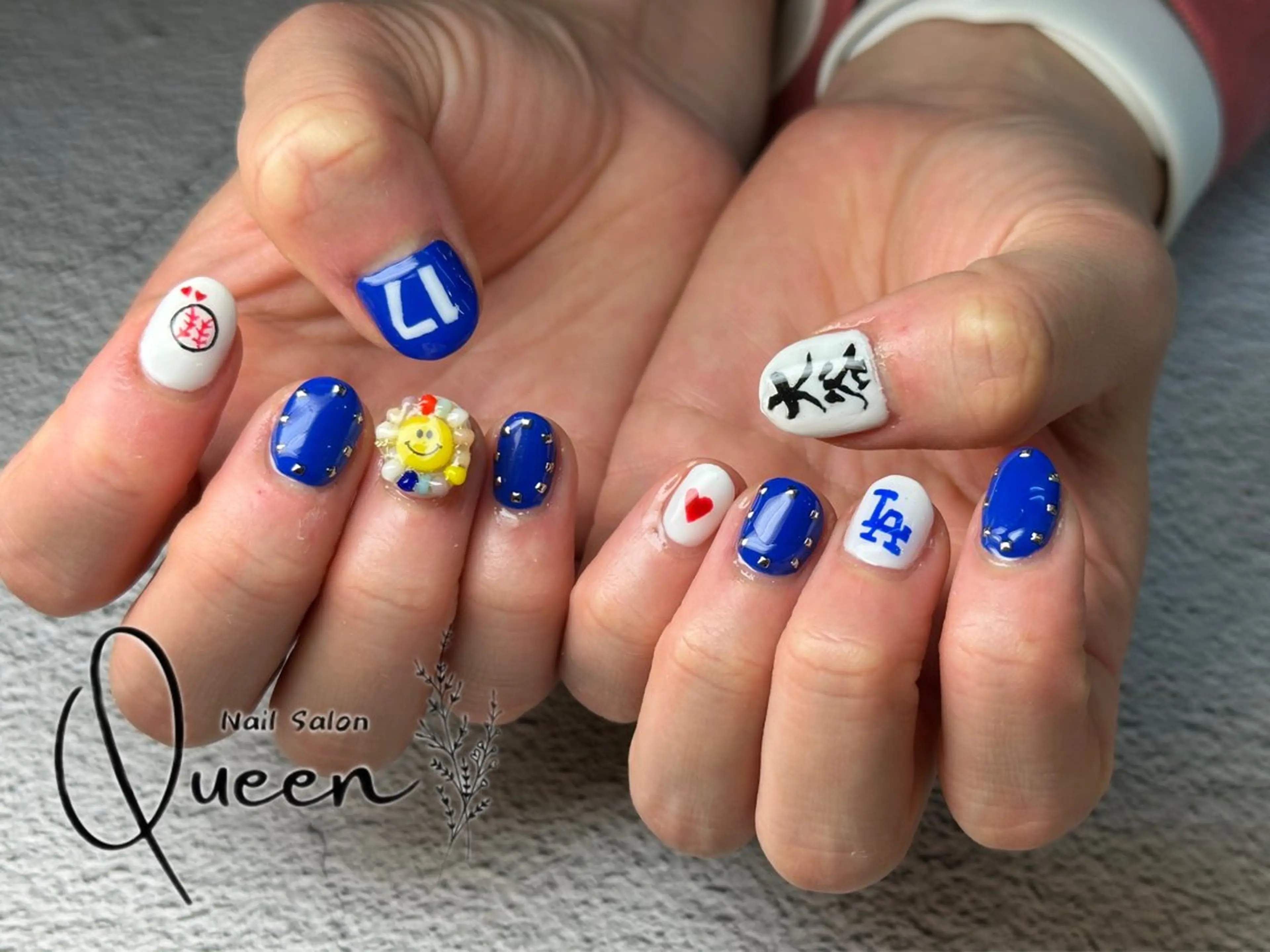 ネイル ハンドネイル Queennail 北堀江AYAのネイルデザイン