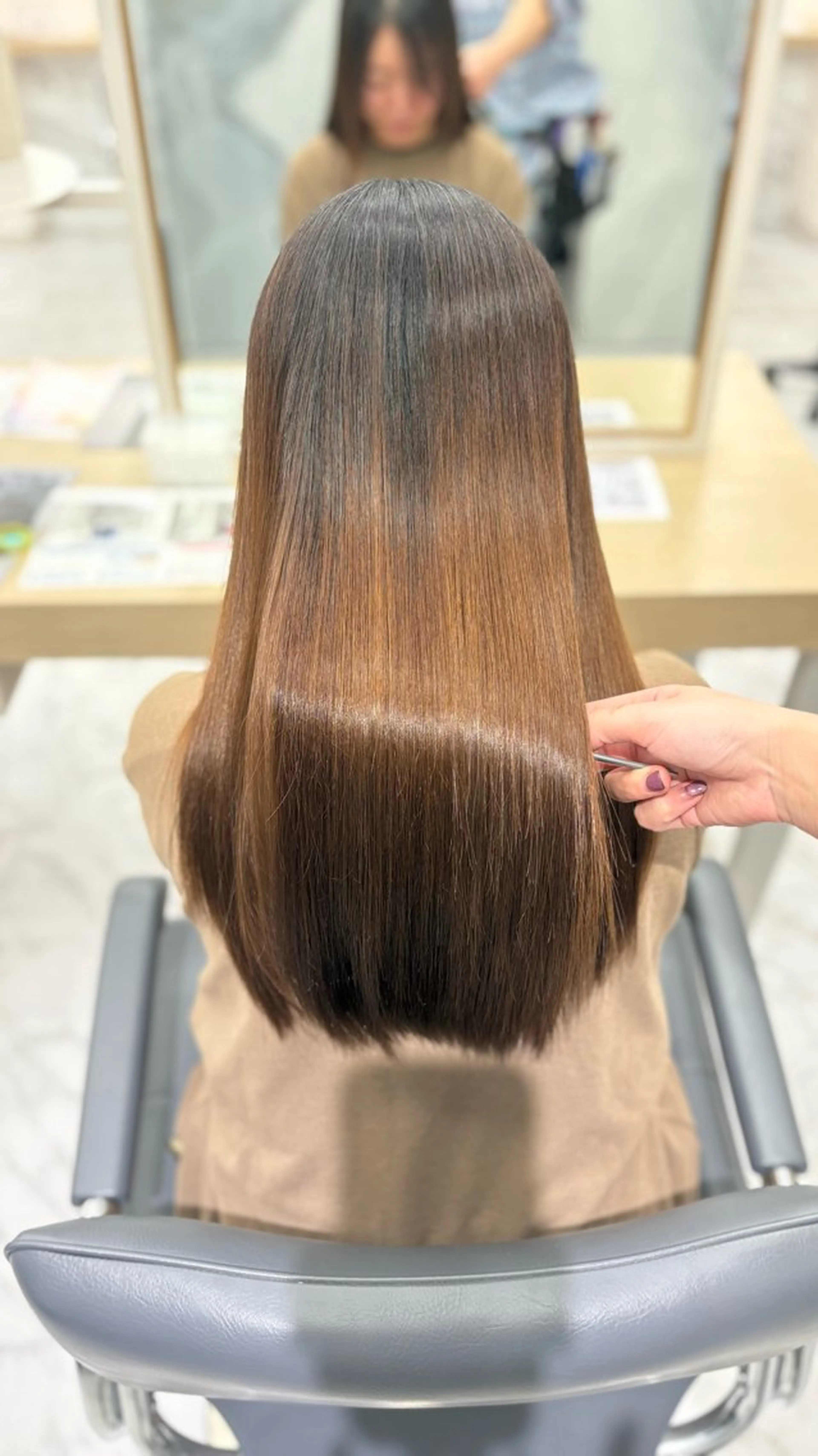 ロング 髪質改善 縮毛矯正 トリートメント 縮毛矯正 youres hair 髪質改善トリートメント&ヘッドスパ新宿三丁目店所属・小林春月 /新宿美容師のヘアスタイル