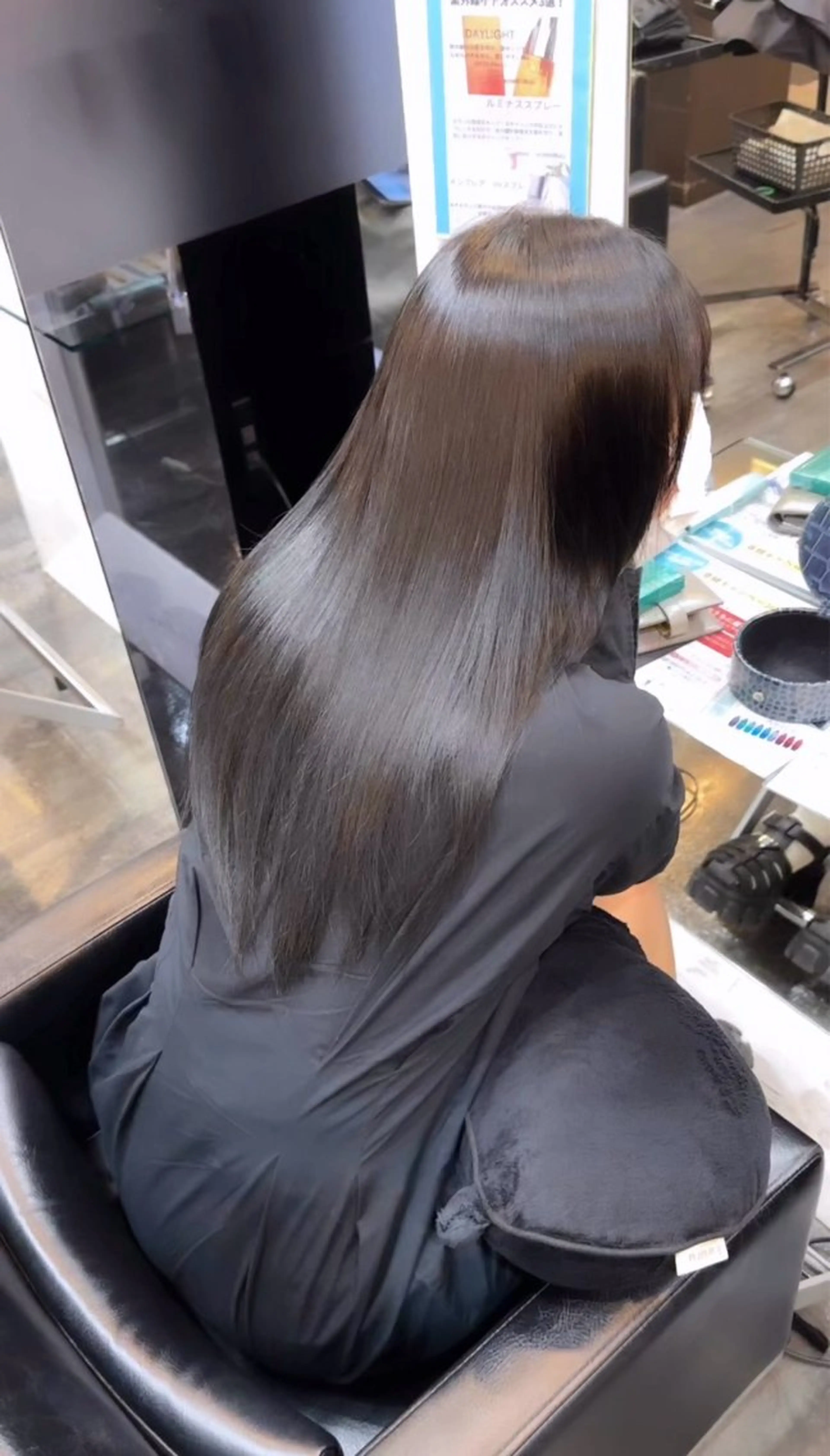 カラー アッシュ アッシュグレー アッシュグレージュ ベージュカラー ブリーチ トリートメント BIGOUDI  salon所属・ブリーチなし/ ベージュ/ayumuのヘアスタイル