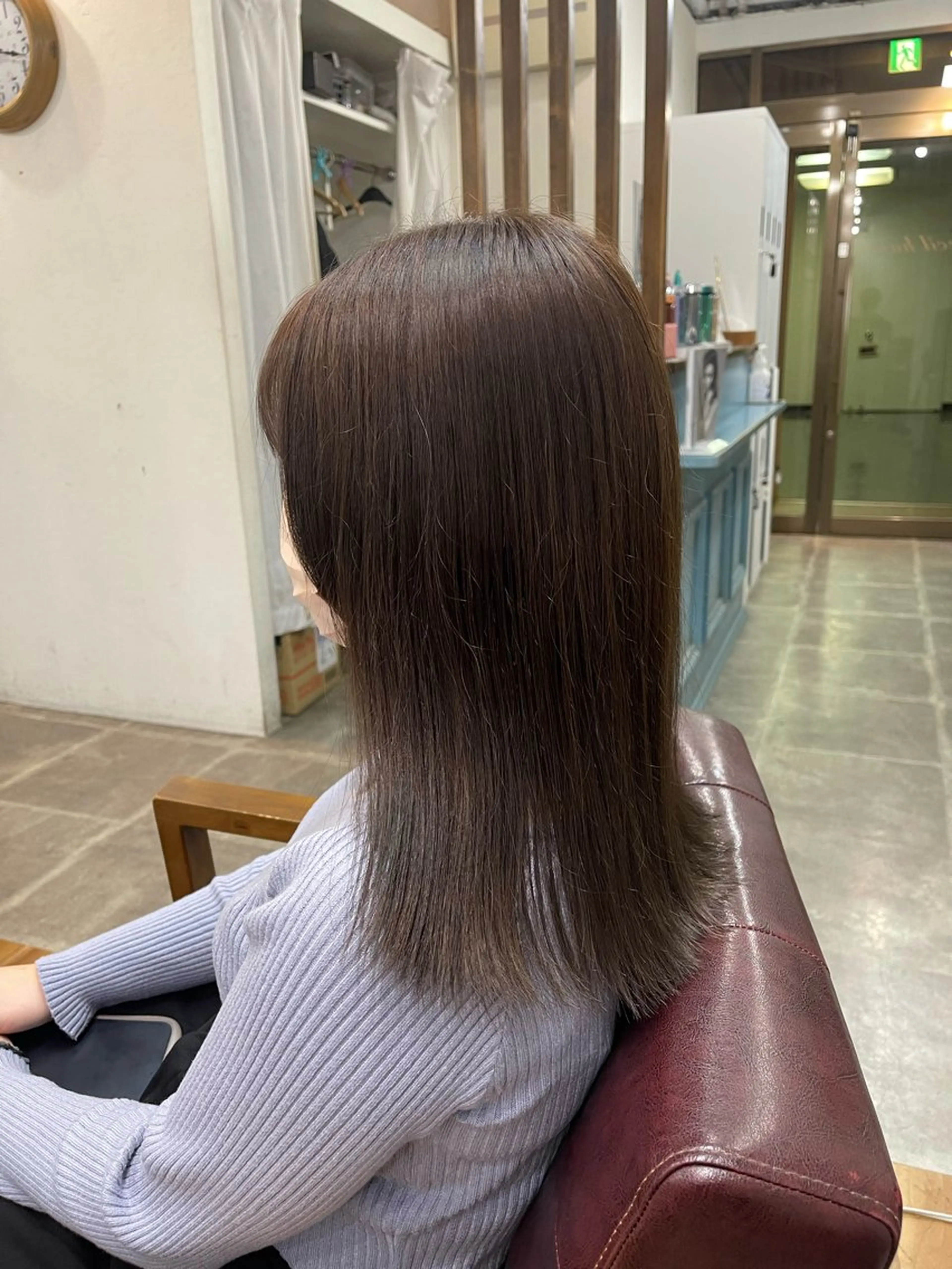 ミディアム カラー ブリーチ ケアブリーチ ダブルカラー オリーブカラー オリーブグレー カット ヘアカラー トリートメント SOYON西大寺店所属・ダブルカラー/ 髪質改善💎安藤のヘアスタイル