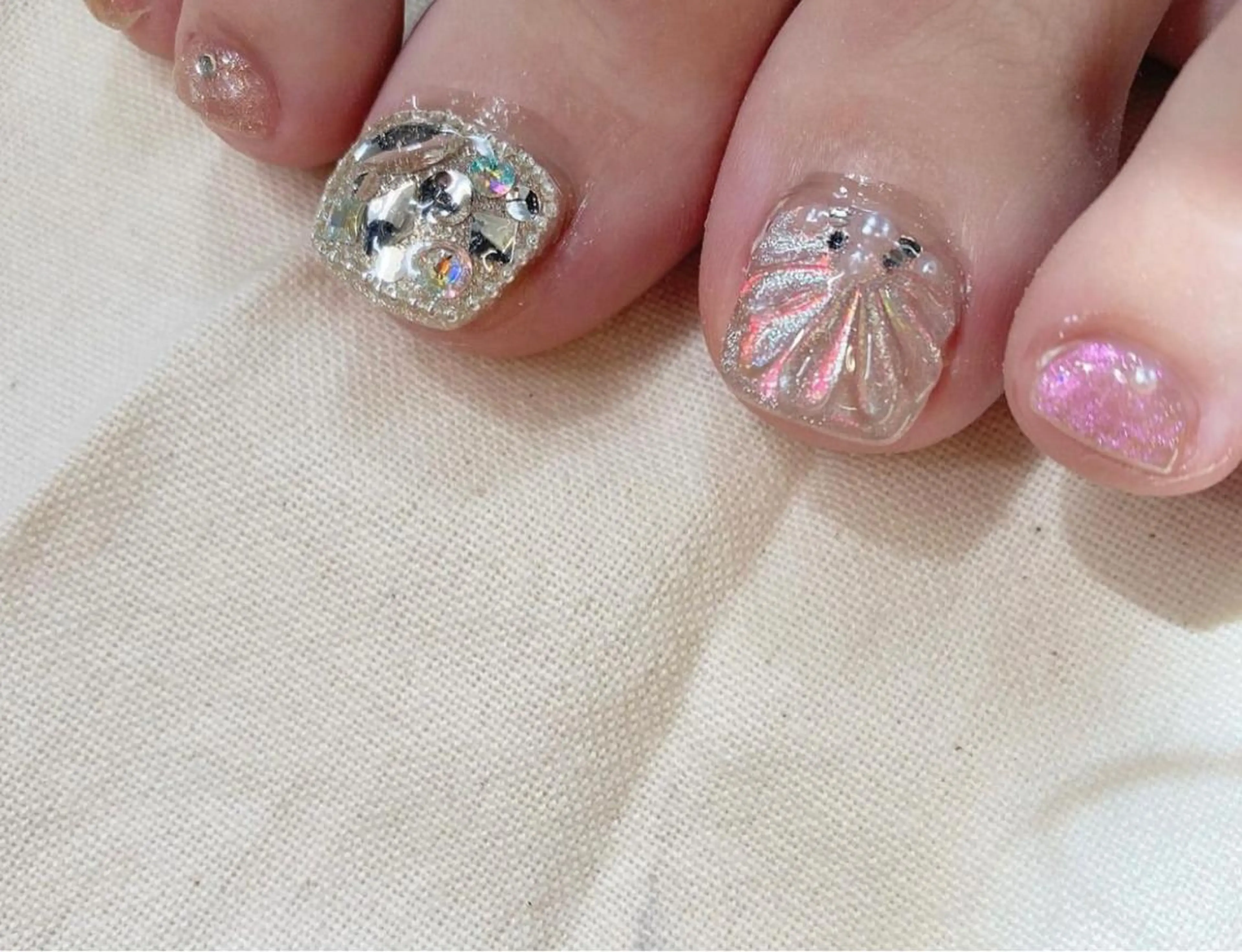ネイル フットネイル She   Nail所属・ISA_ BELLAのネイルデザイン