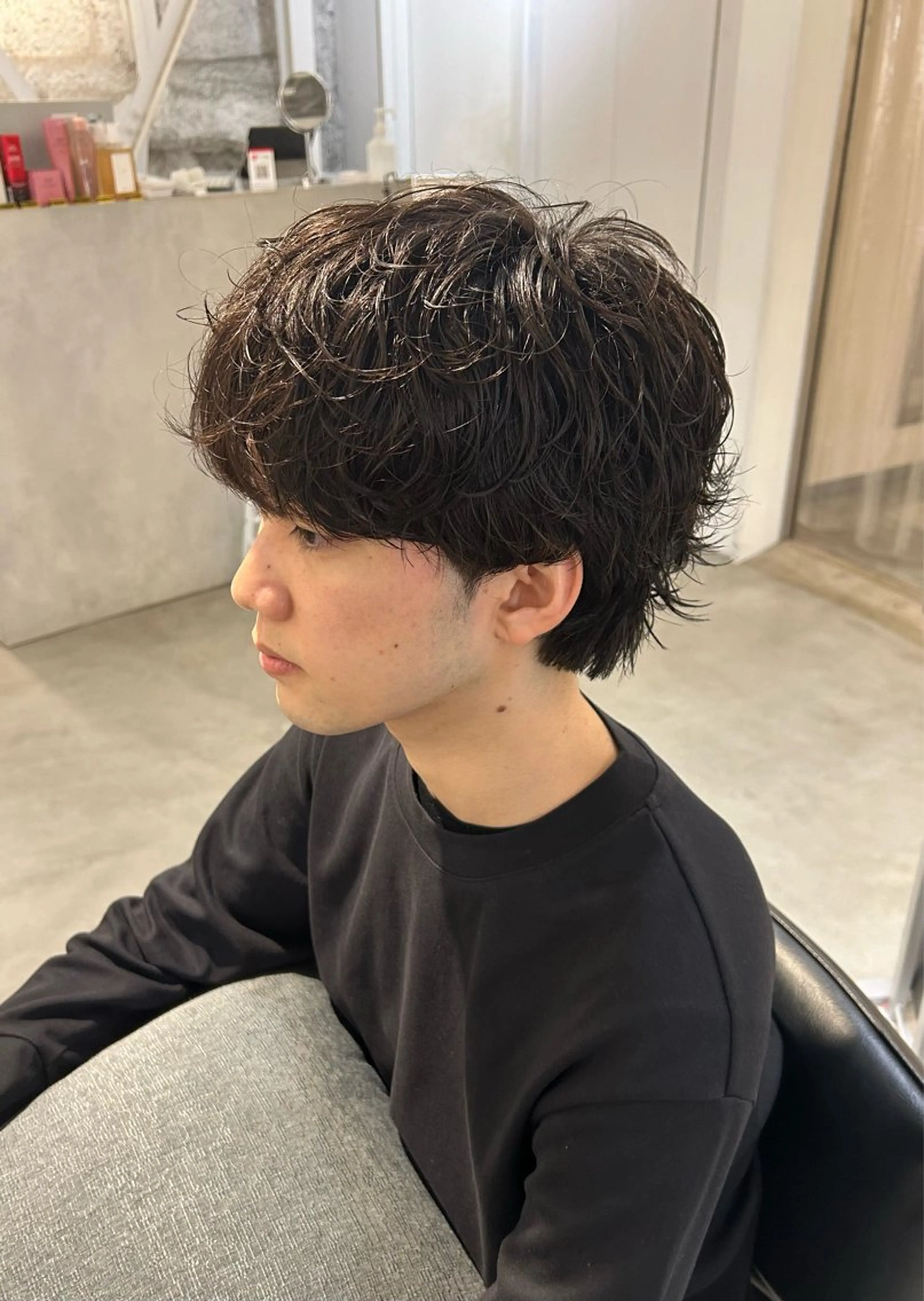 ショート パーマ メンズ ビジネス センターパート フェードカット フェザーパーマ メンズ韓国風 カット パーマ 💈メンズパーマ スペシャリスト💈のヘアスタイル