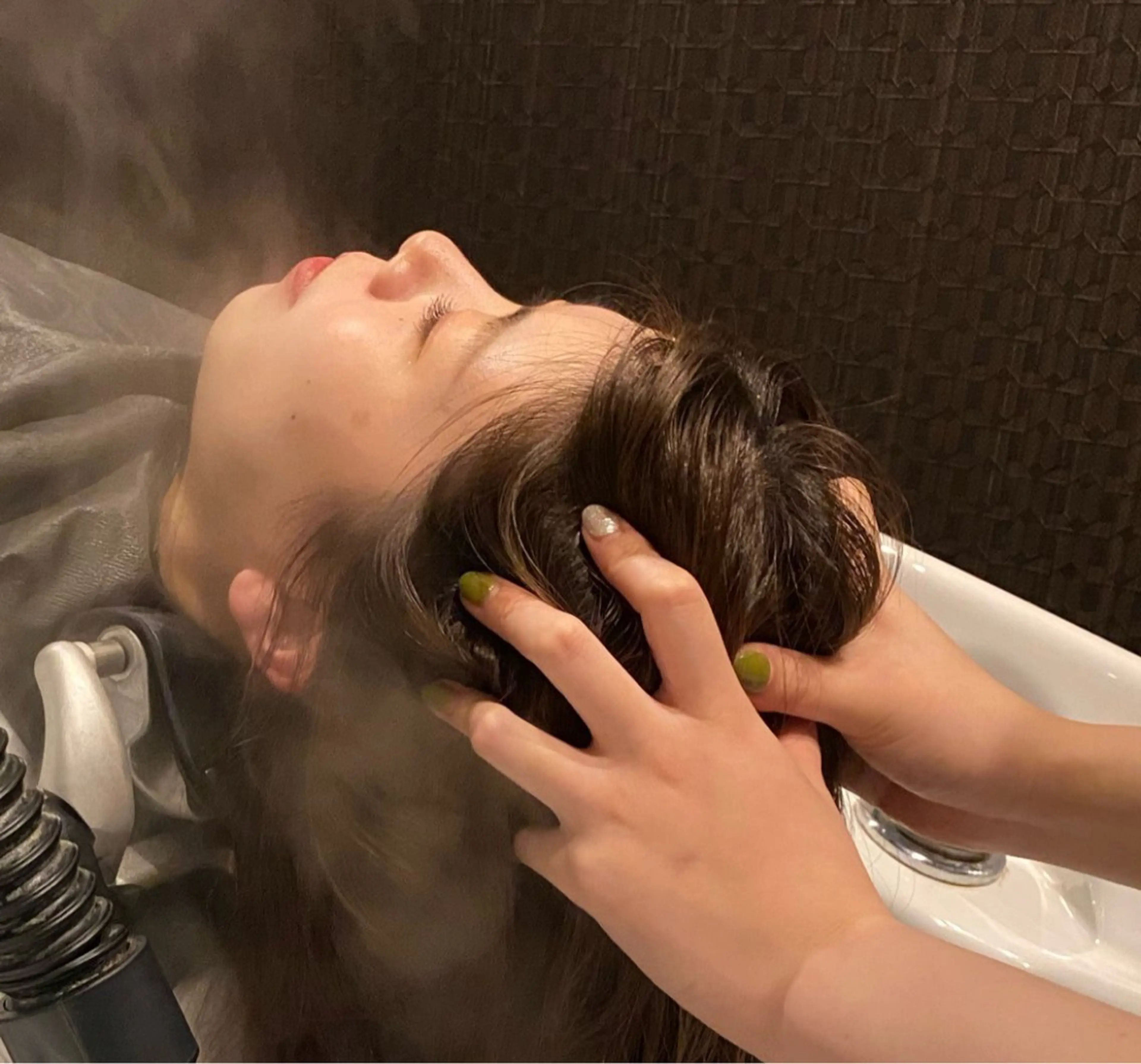 【RISAオリジナル💆🏻‍♀️🌿‬】ツボ押し30分ヘッドスパ(スタイリング込み)の写真