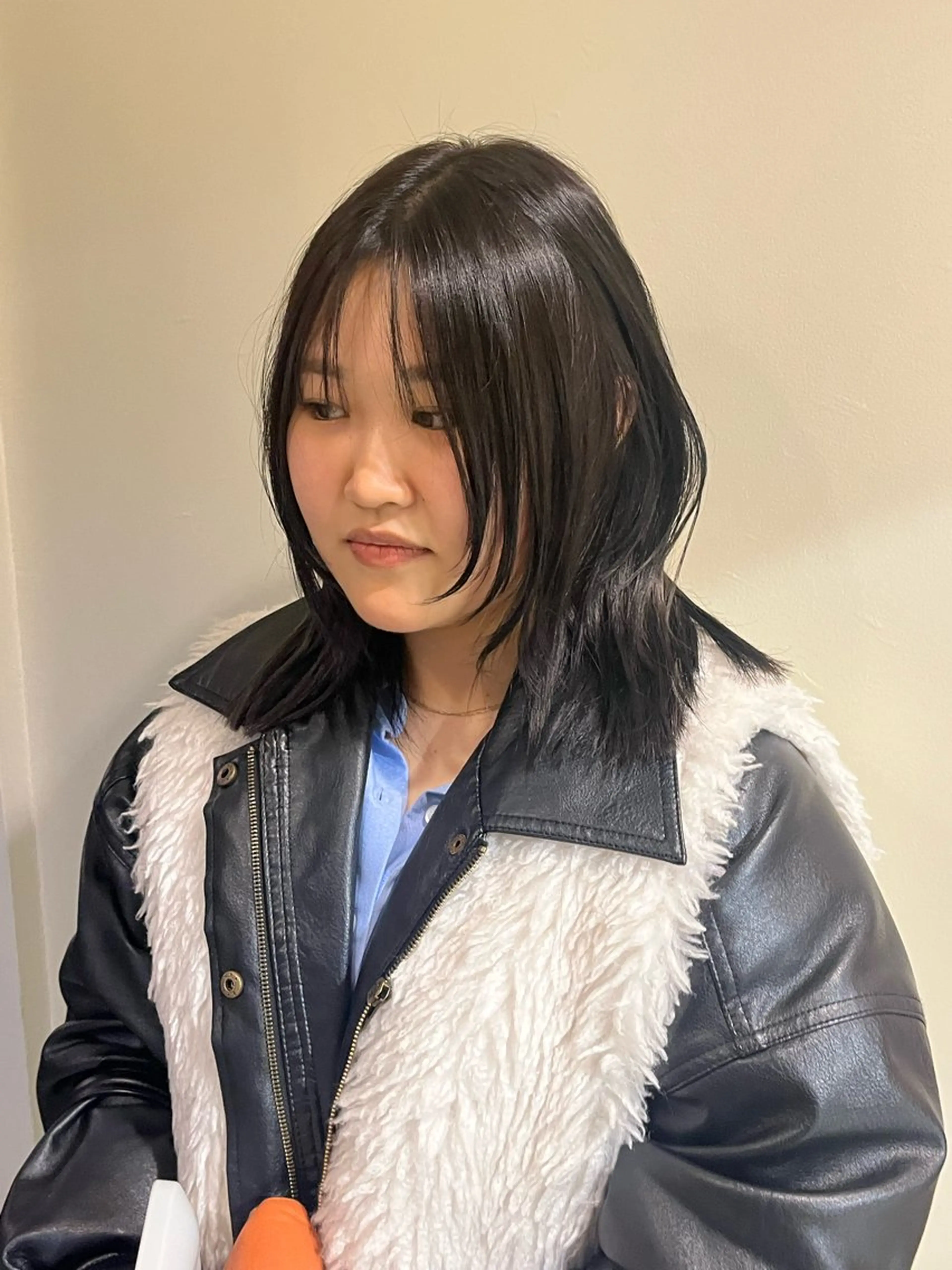 ミディアム カラー カット ヘアカラー ヘアセット 🦮shiori アイドルオタク🦮のヘアスタイル