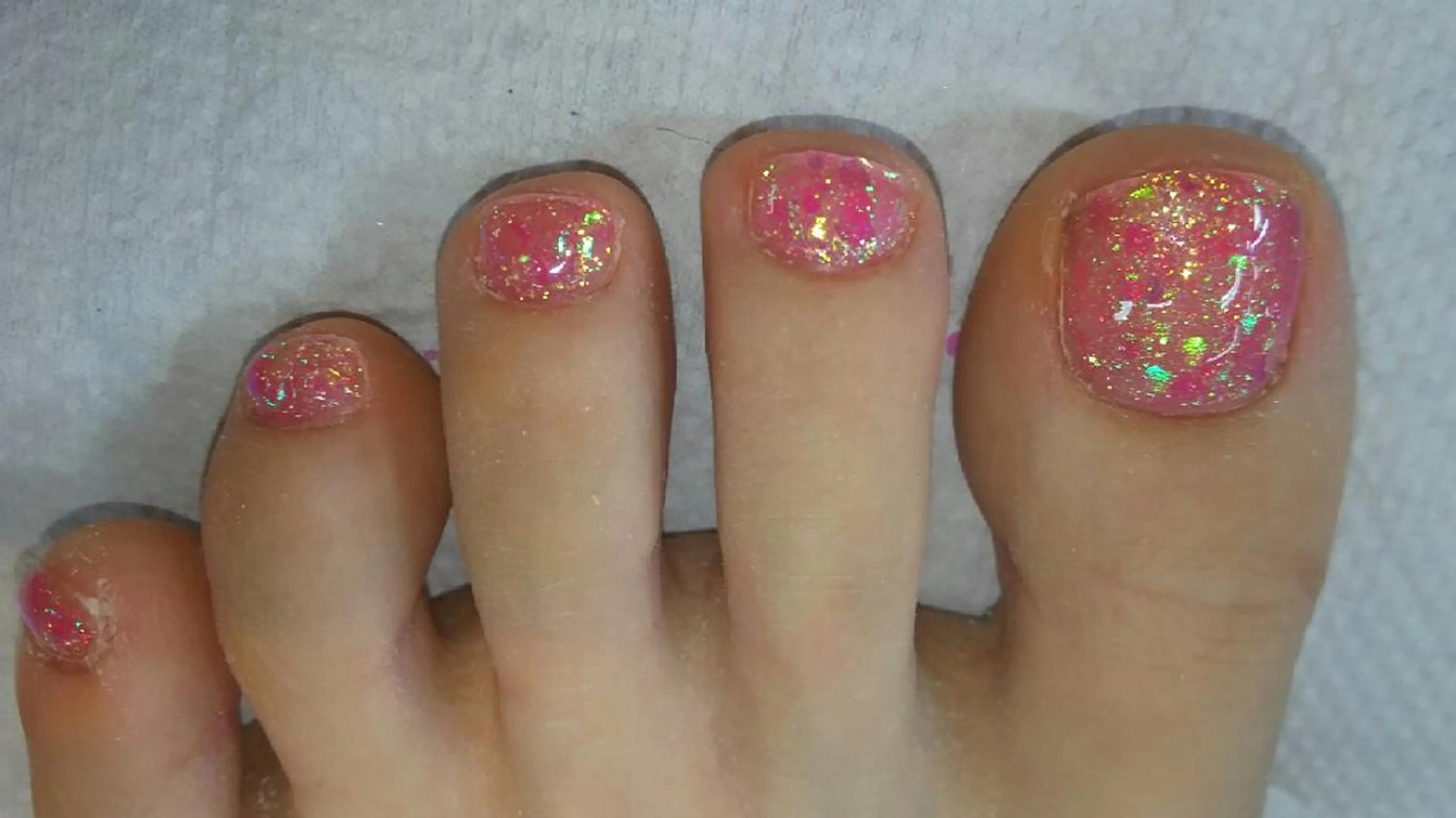 ネイル ラメ(グリッター) 赤色 ネイルサロン ショコラのネイルデザイン