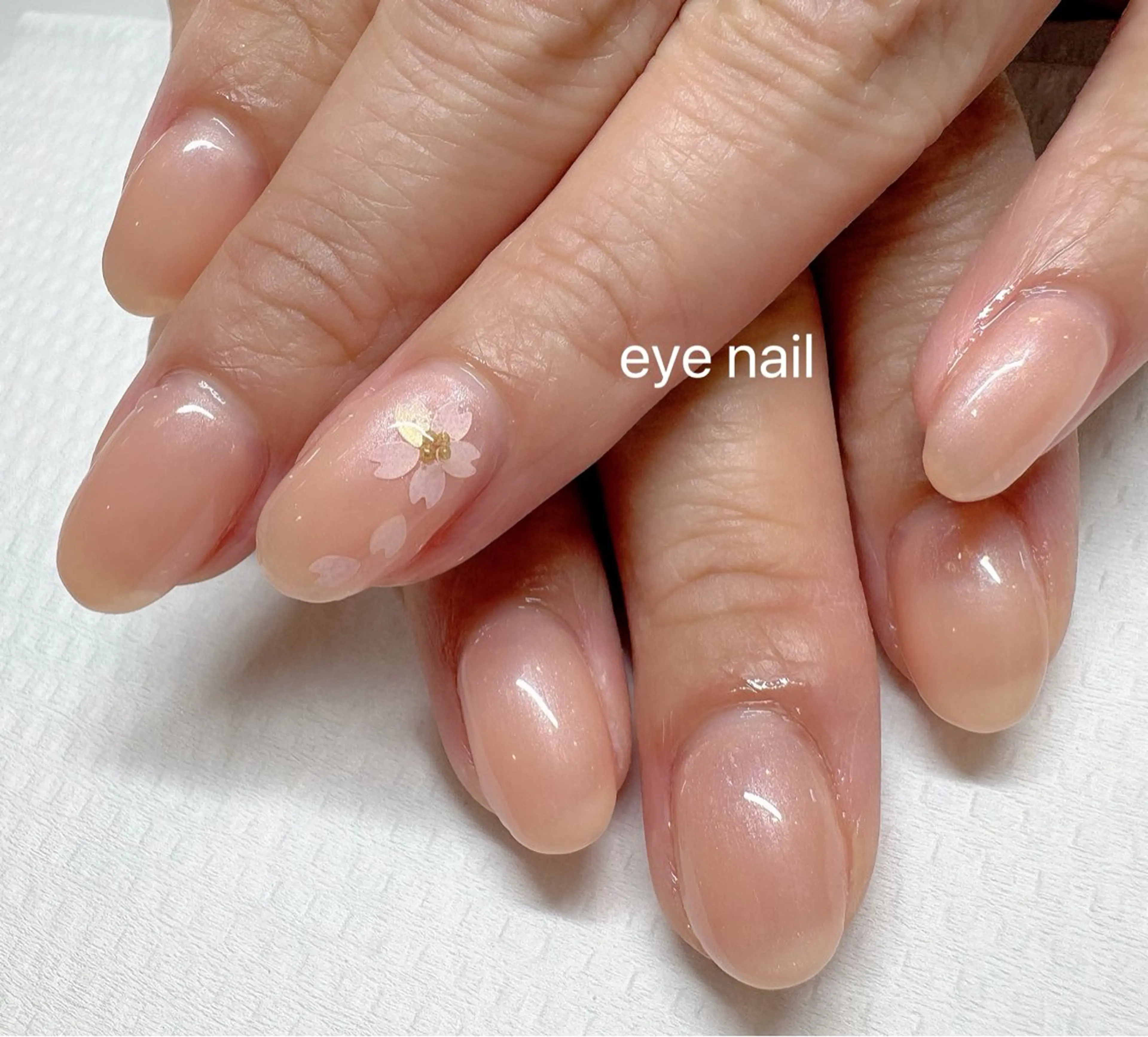 ネイル 桜ネイル ピンク ピンクベージュ 春ネイル ハンドネイル Eye nailのネイルデザイン