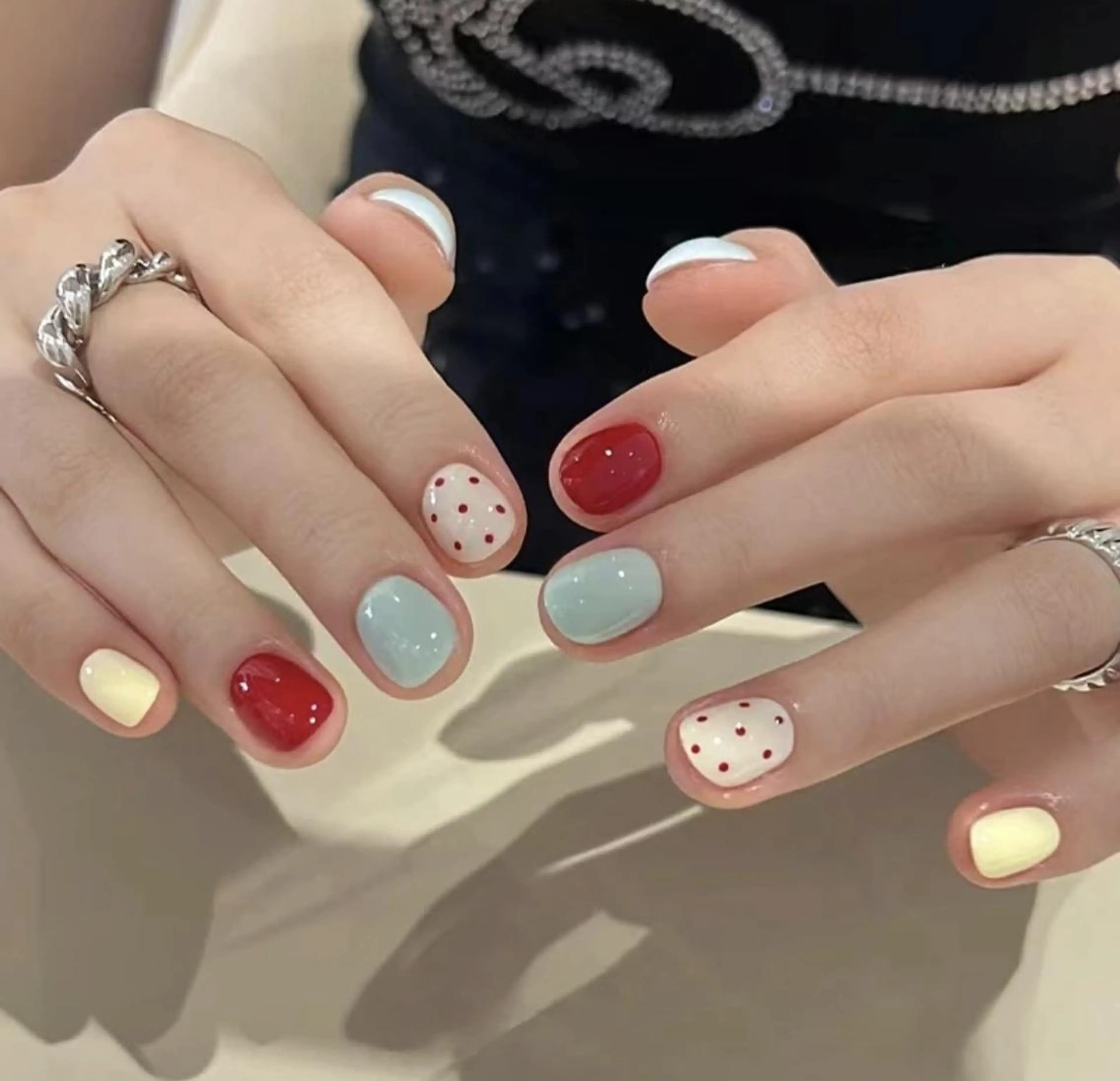 ネイル AB マツエクネイルサロンのネイルデザイン