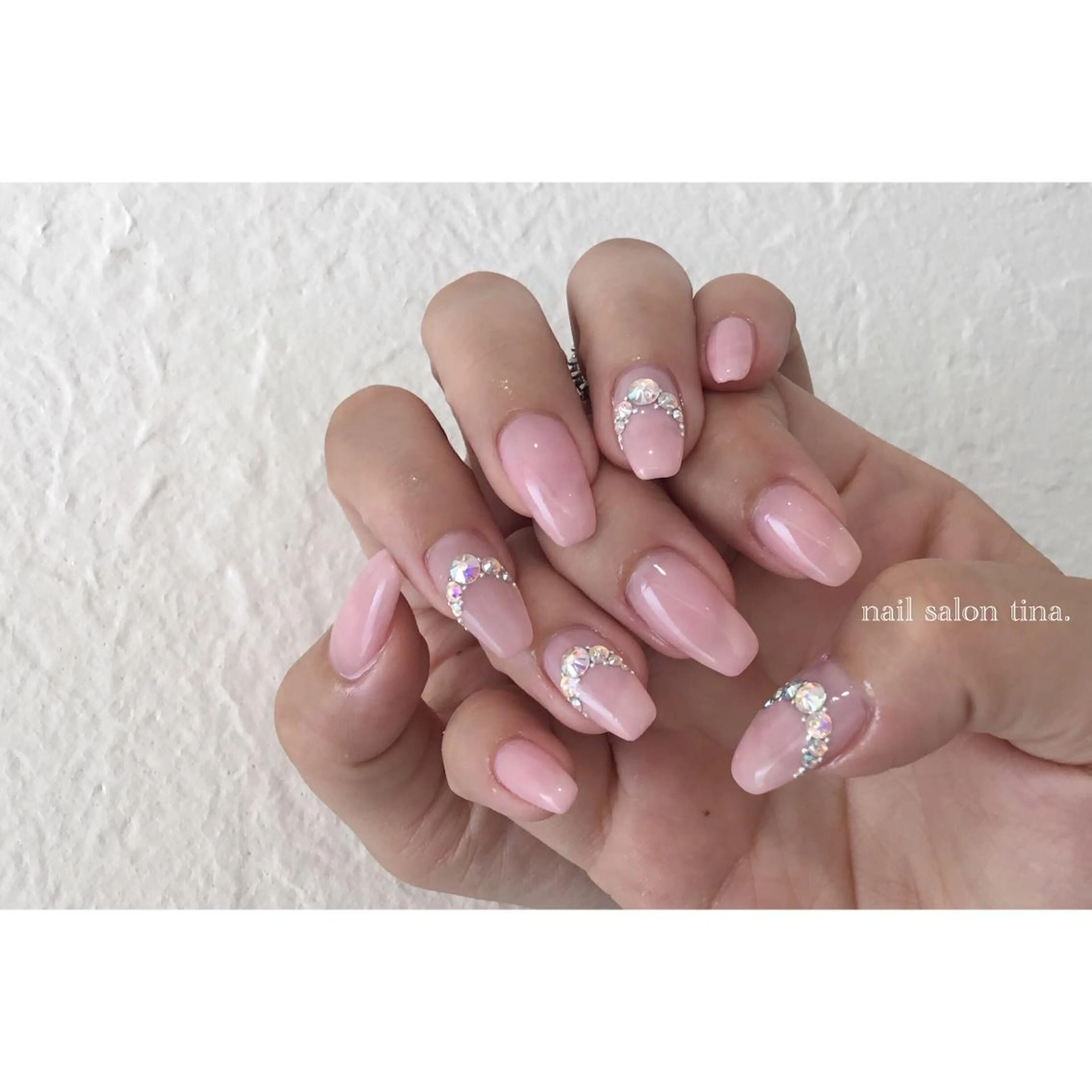 ネイル nail salon tina.所属・中山 はづきのネイルデザイン