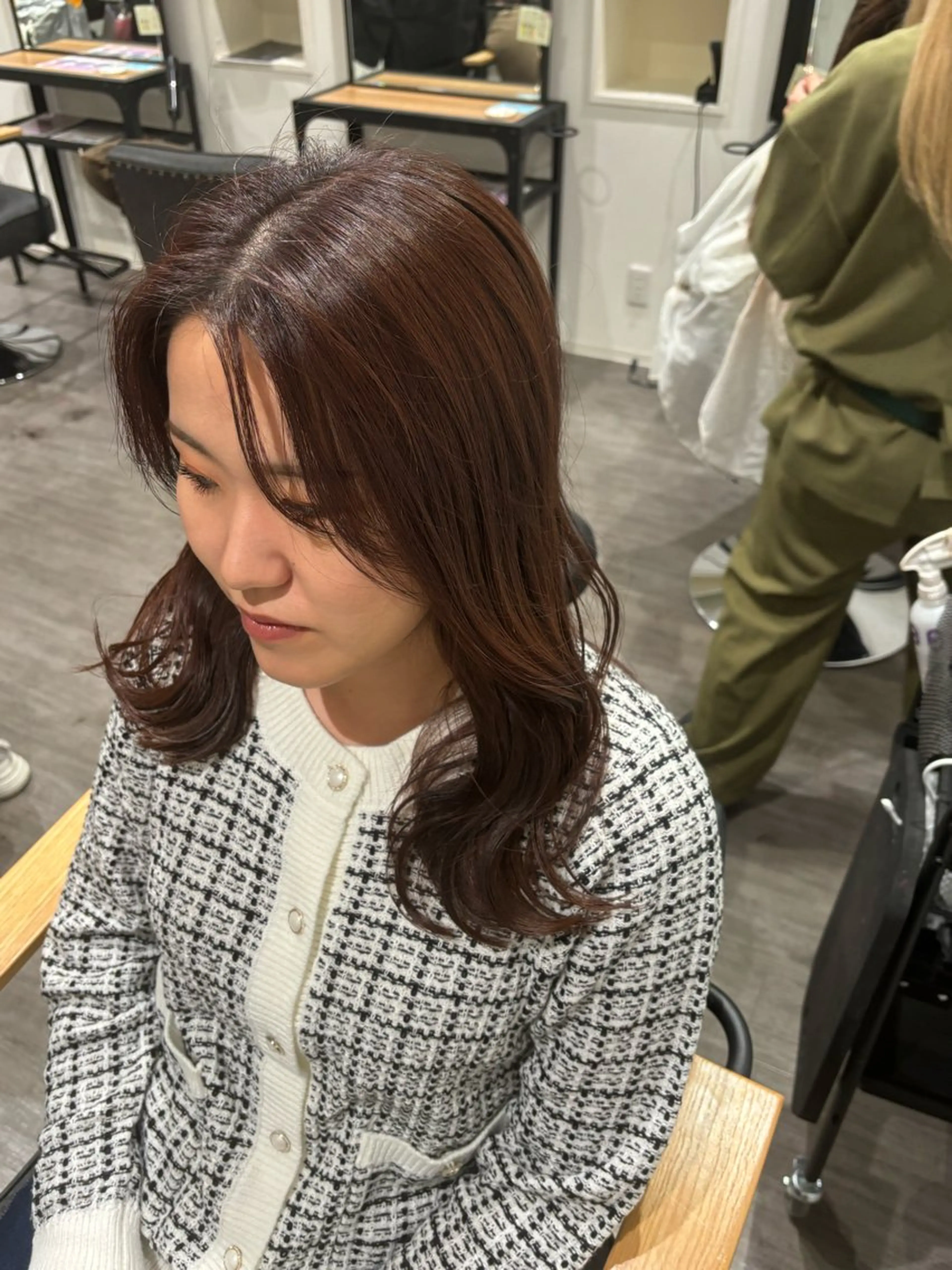 セミロング カラー カット ヘアカラー トリートメント cocotte宜喜 弘希のヘアスタイル