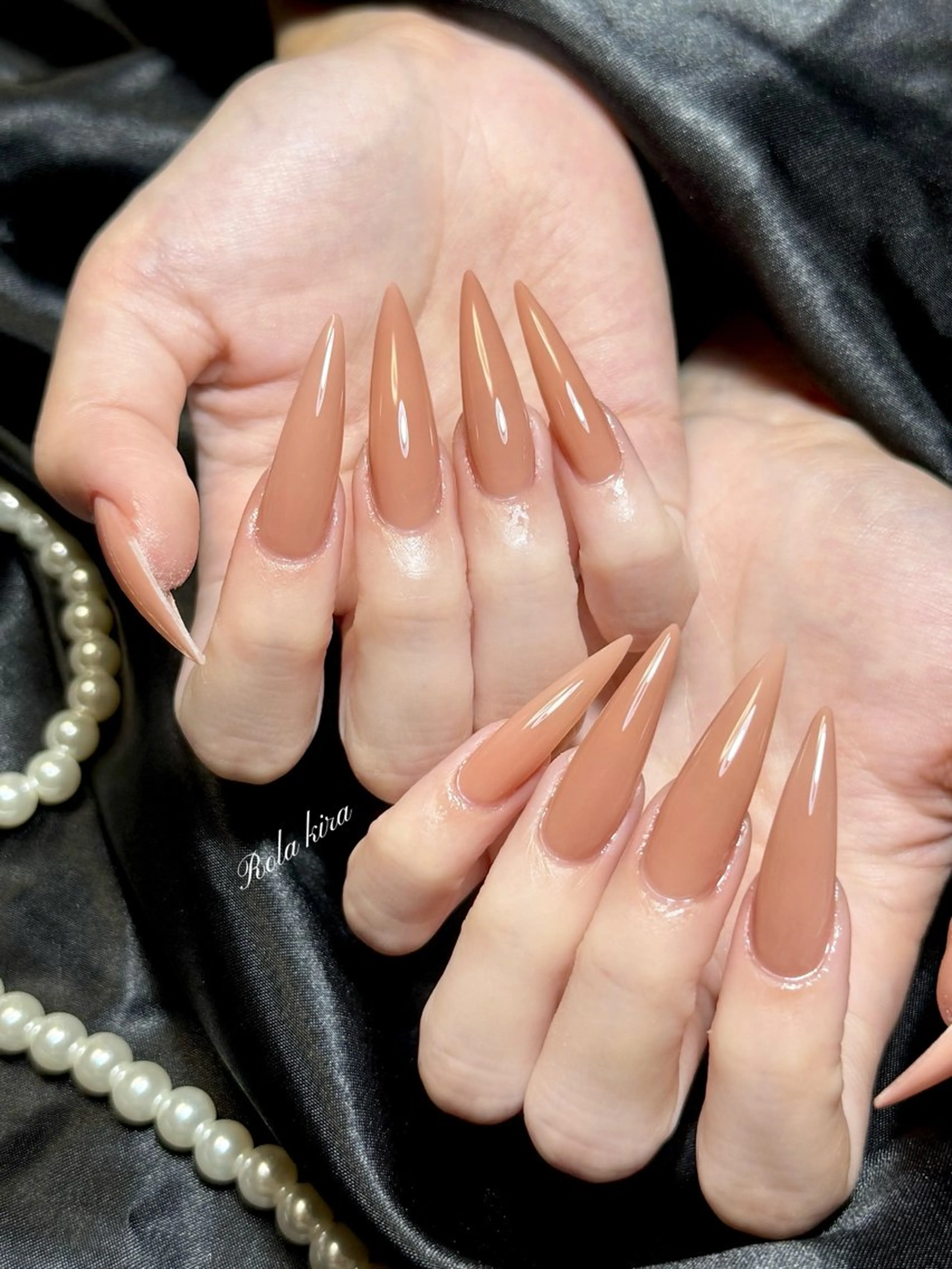 ロング 韓国風ヘア ハンドネイル Rola kira nail salon所属・Rola kira 麗のネイルデザイン