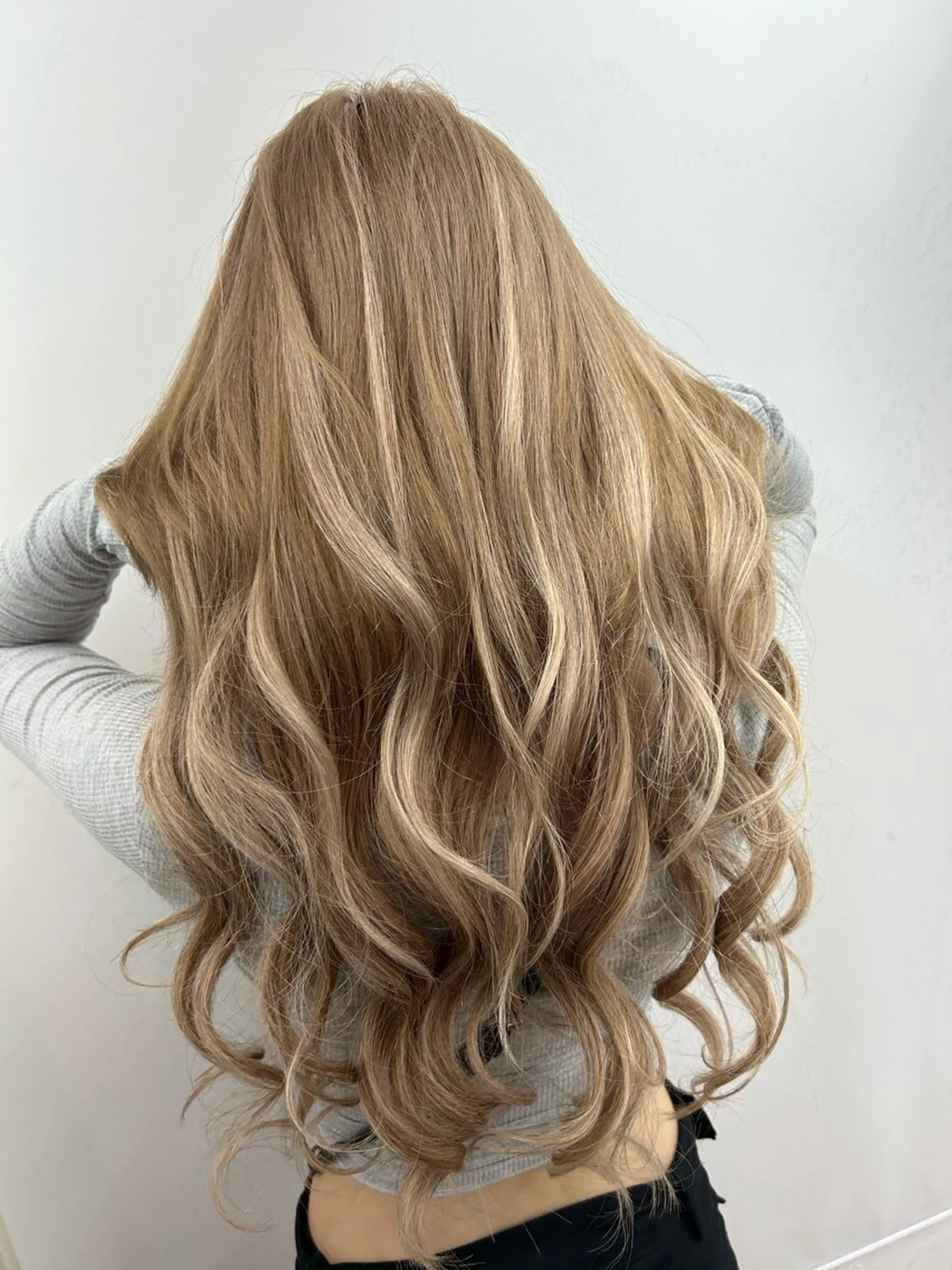 ロング カラー ヘアアレンジ シールエクステ バレイヤージュ ハイライトカラー ボブ エクステ カット パーマ エクステ ヘッドスパ 下妻 カラーエクステ難波のヘアスタイル